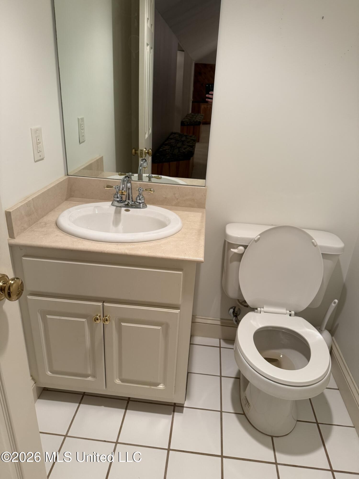 3112 S Holden Drive Property Photo 19