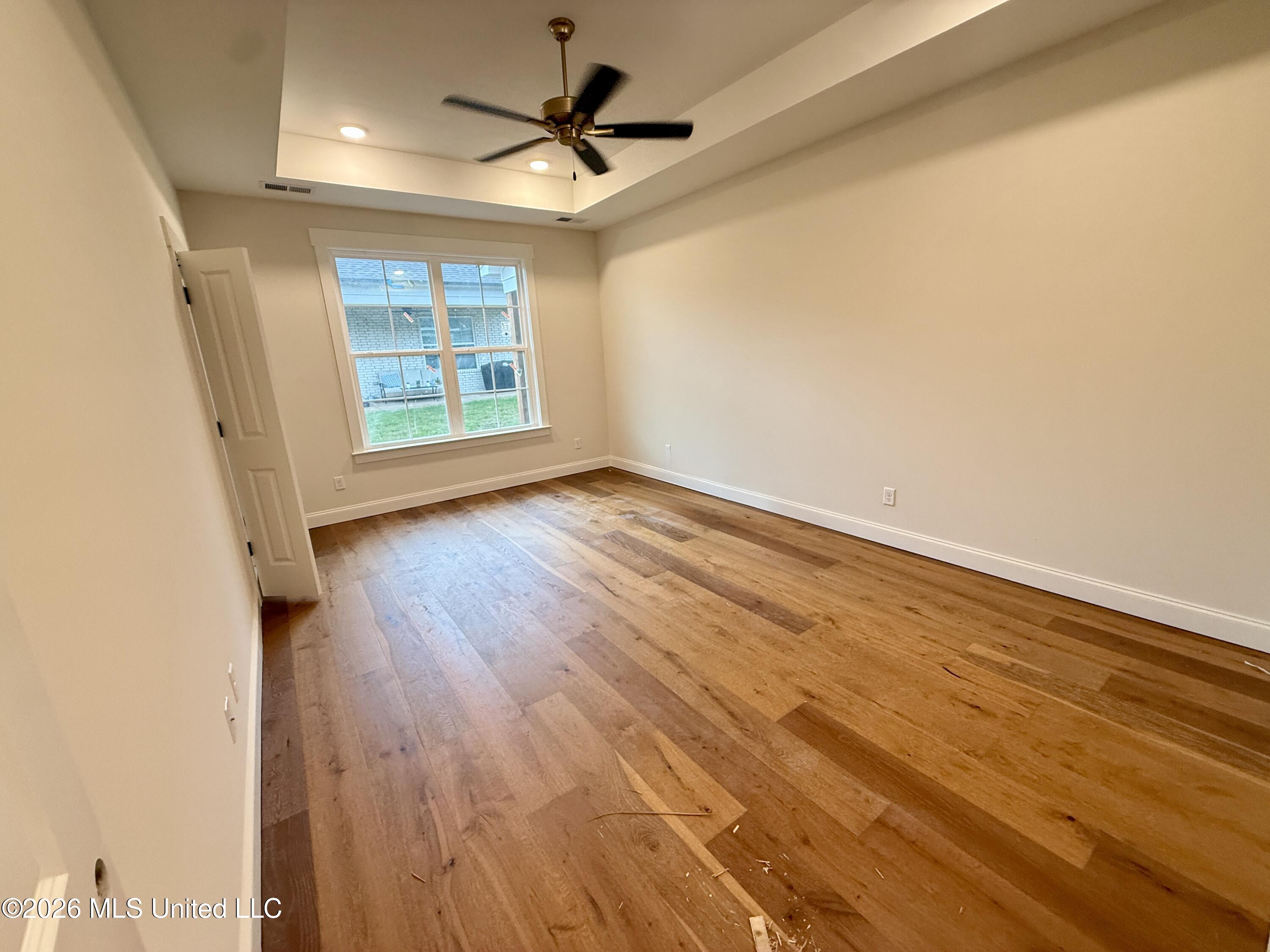 825 E Quitman Court Property Photo 13