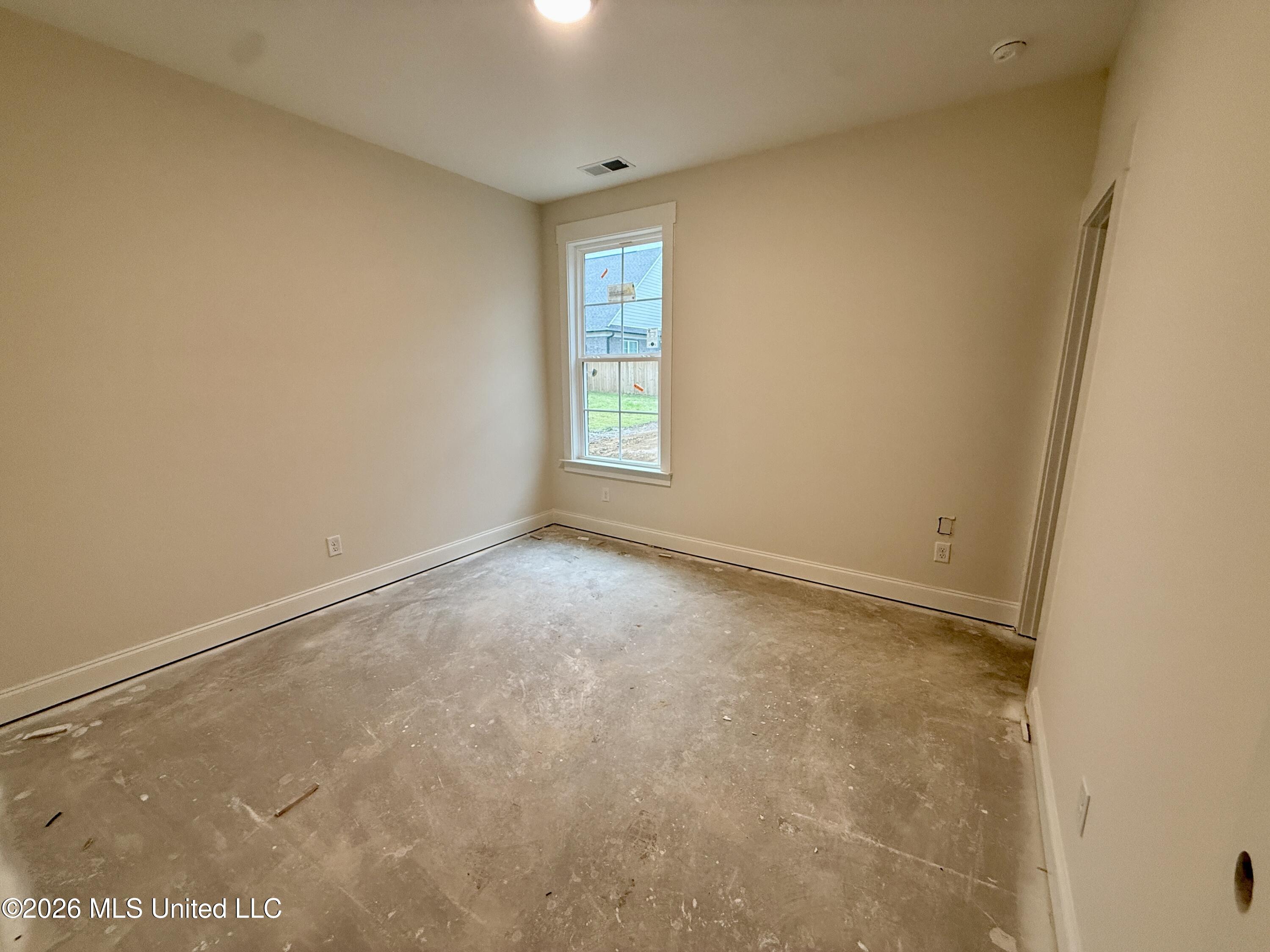 825 E Quitman Court Property Photo 20