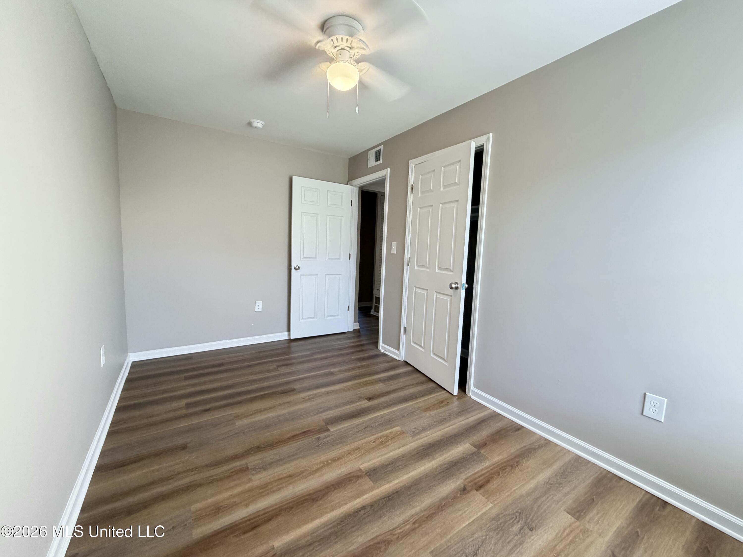245 Mcdonnell Avenue Property Photo 6