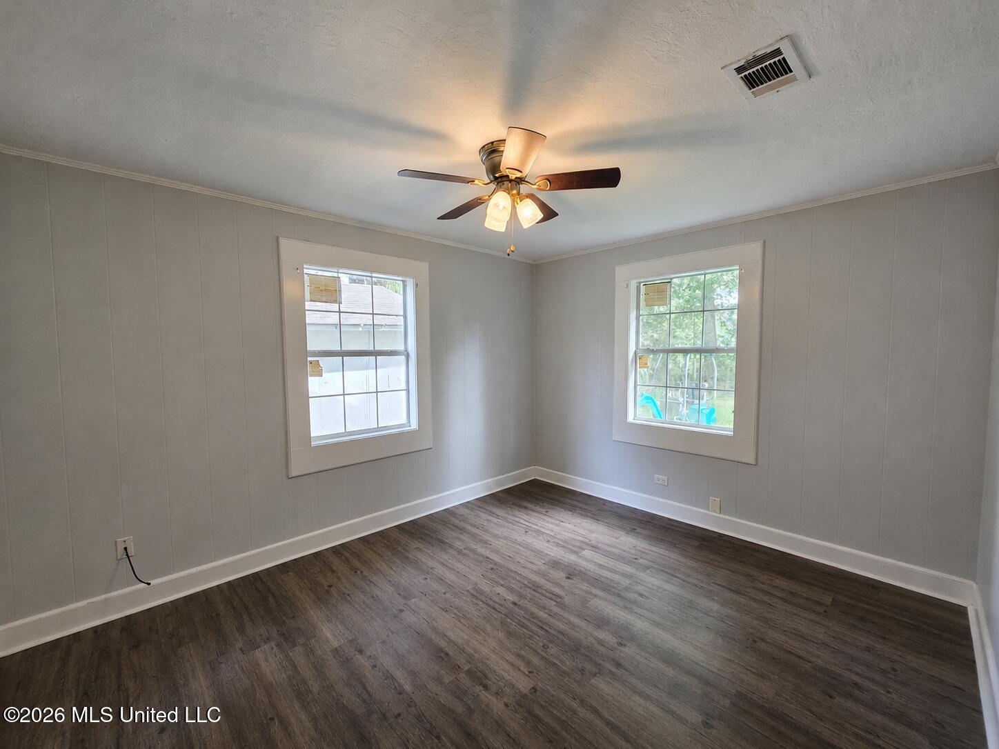 2208 Glendale Avenue Property Photo 6