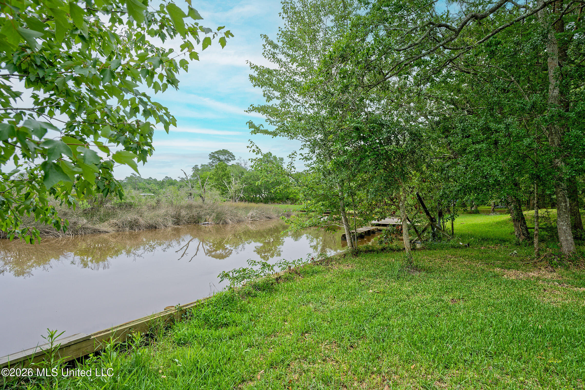5190 Mcclellen Drive Property Photo 1
