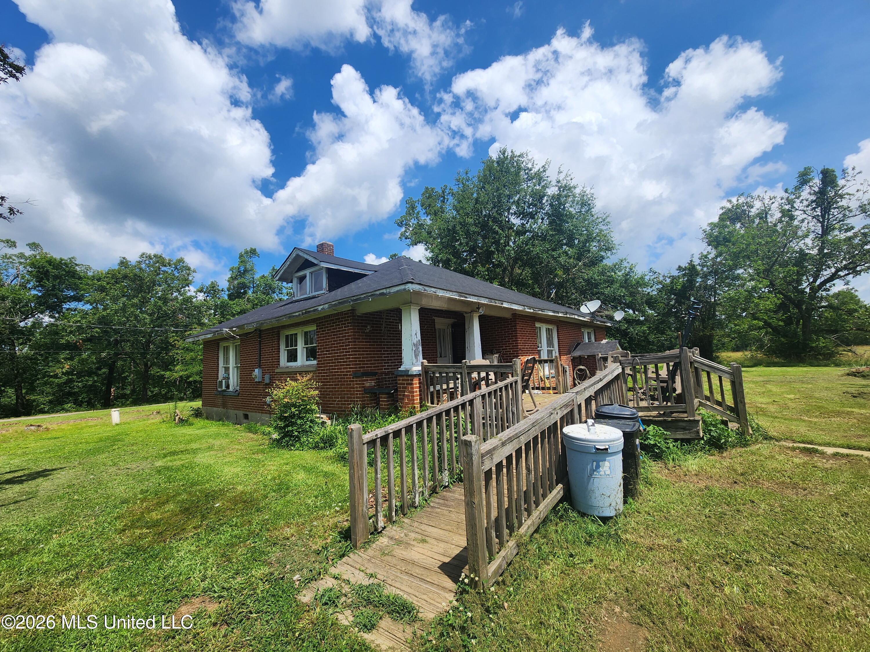 604 County Road 363 Property Photo 17
