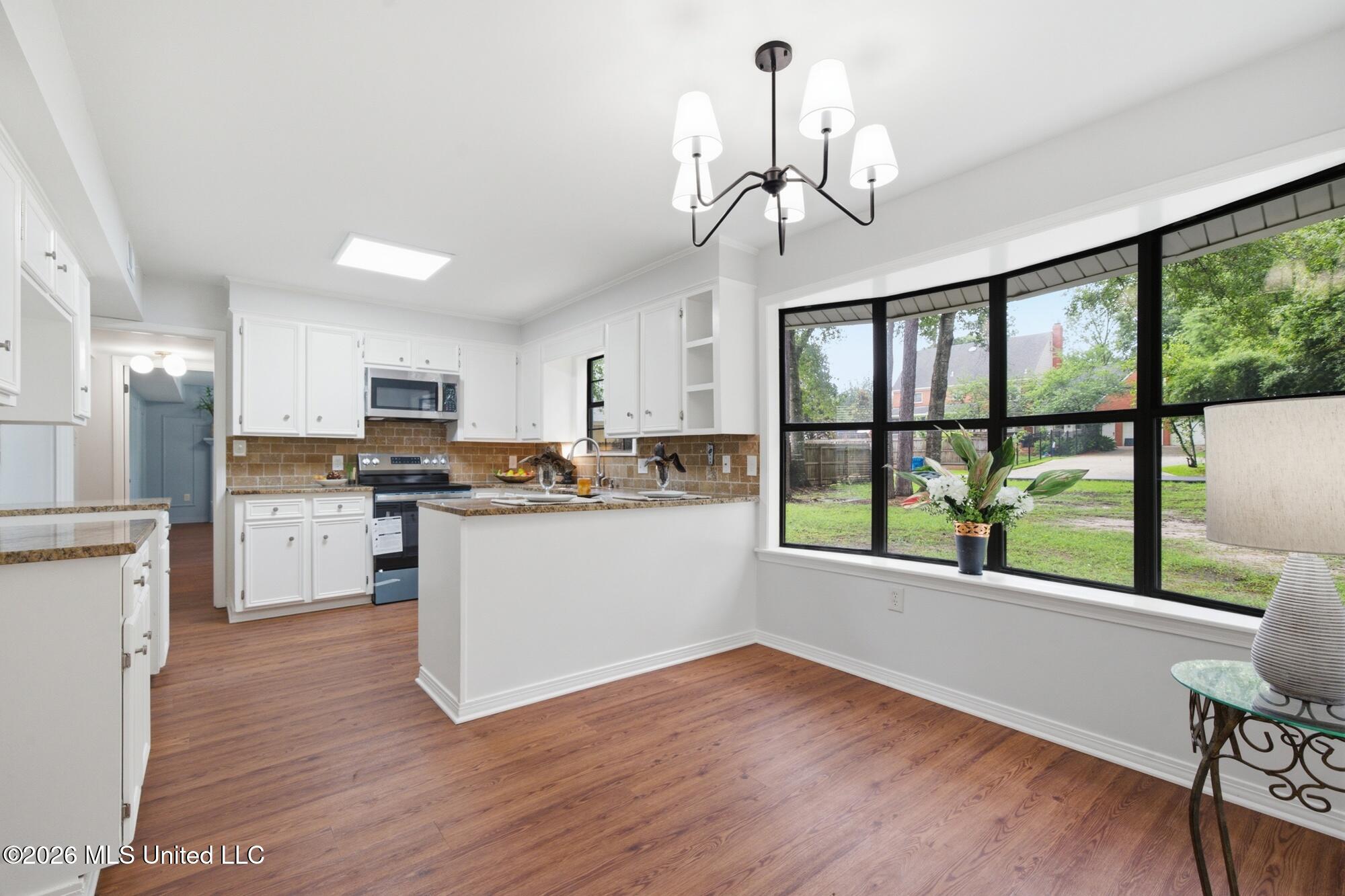 3010 Raphael Drive Property Photo 32