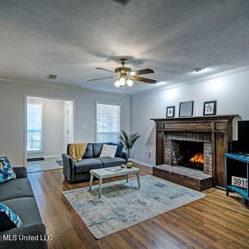317 Peach Orchard Drive Property Photo 3