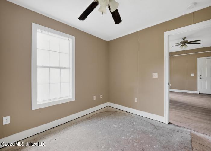 1014 Little Creek Drive Property Photo 8
