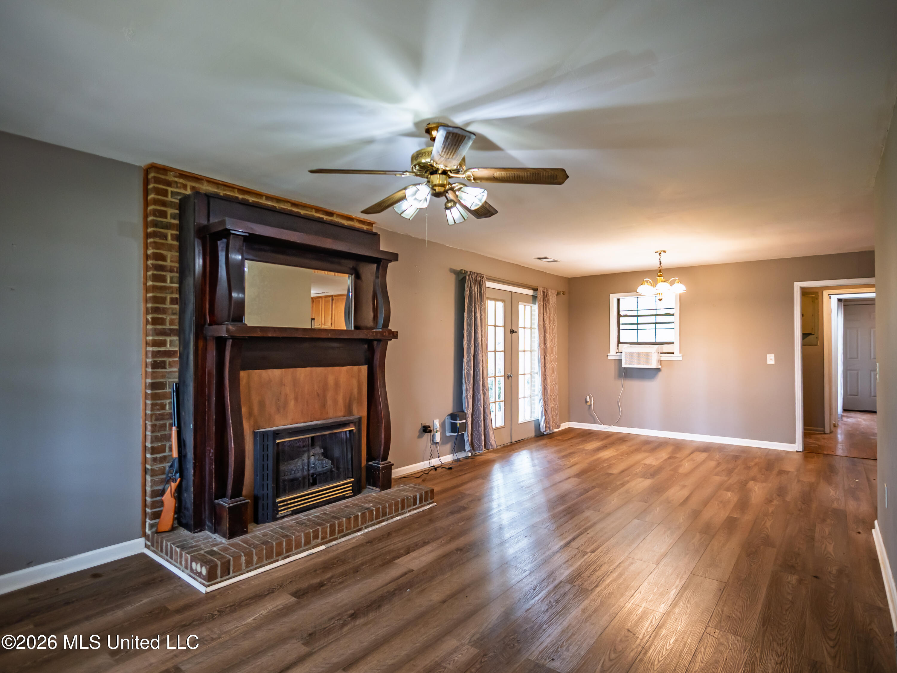 2139 Cold Springs Road Property Photo 1