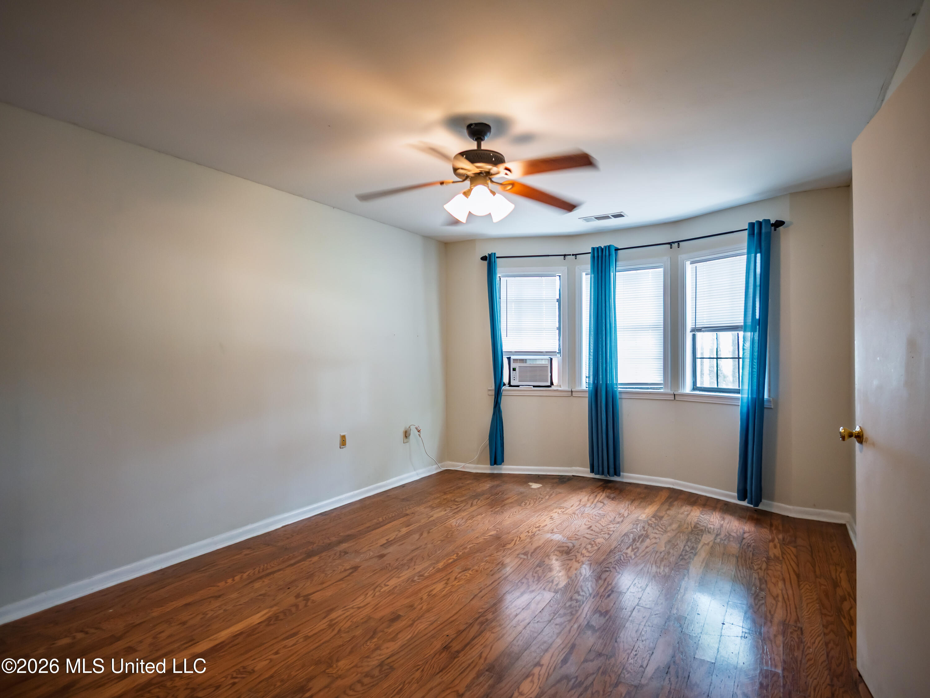 2139 Cold Springs Road Property Photo 9
