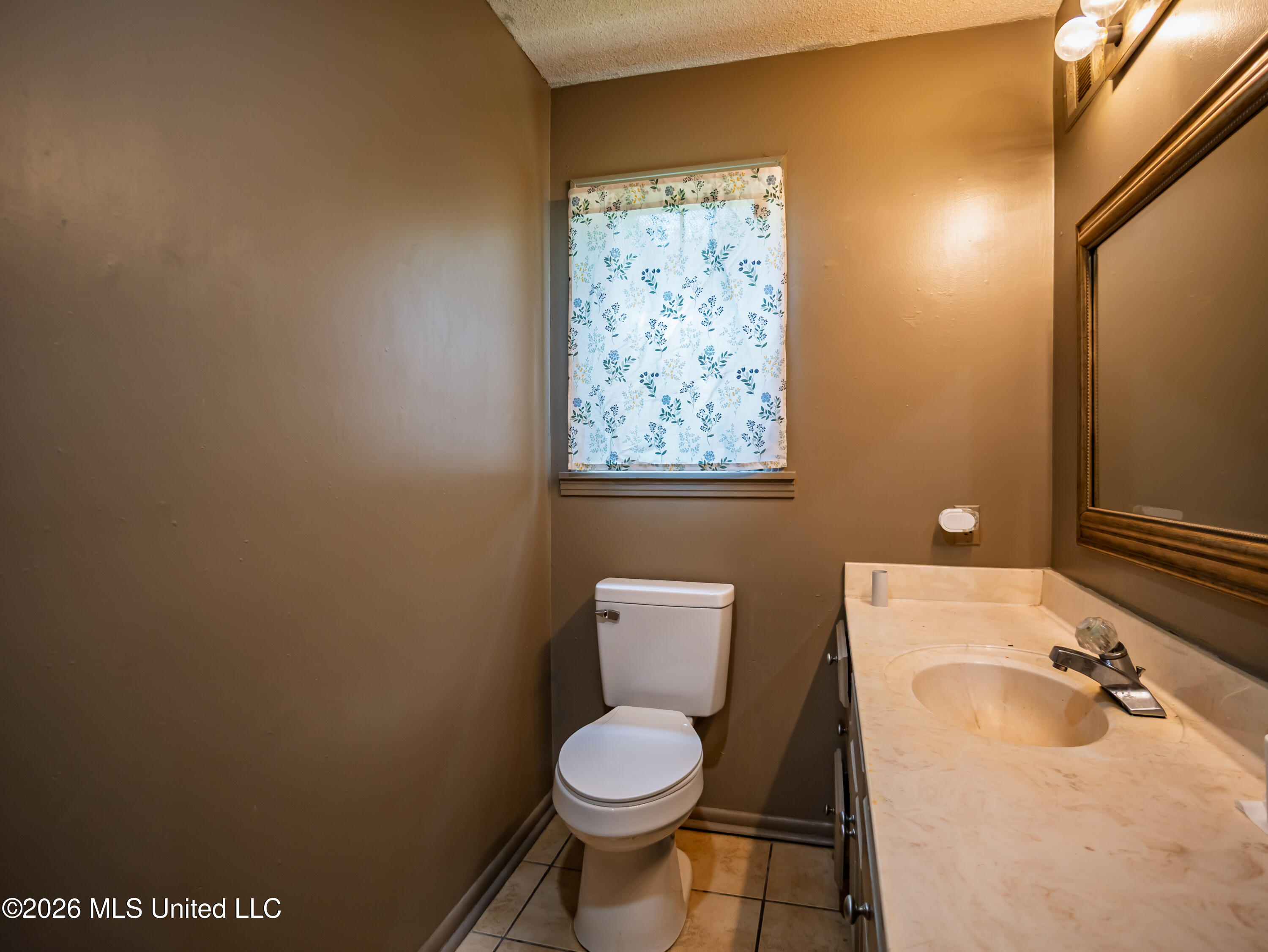 2139 Cold Springs Road Property Photo 11