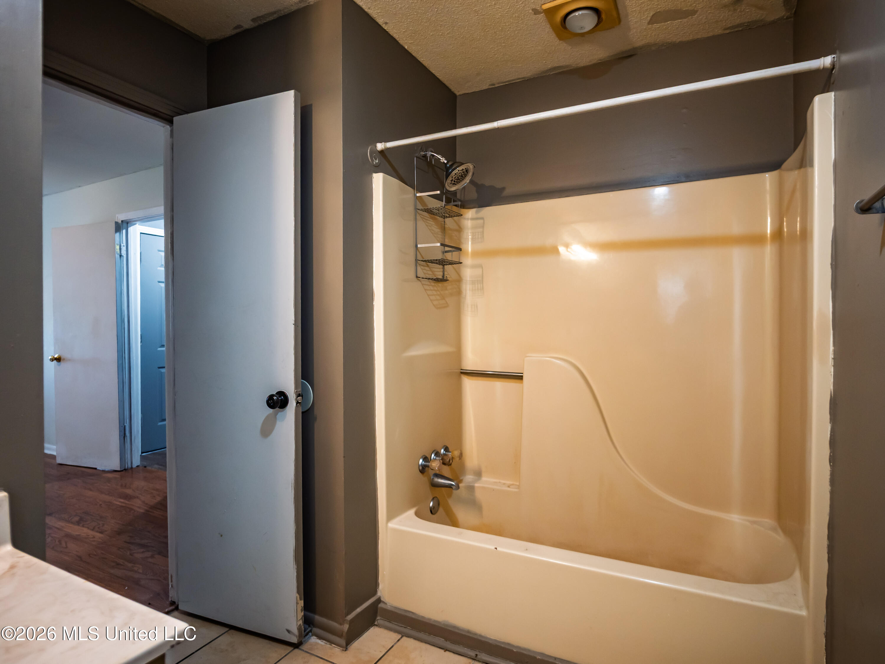 2139 Cold Springs Road Property Photo 12