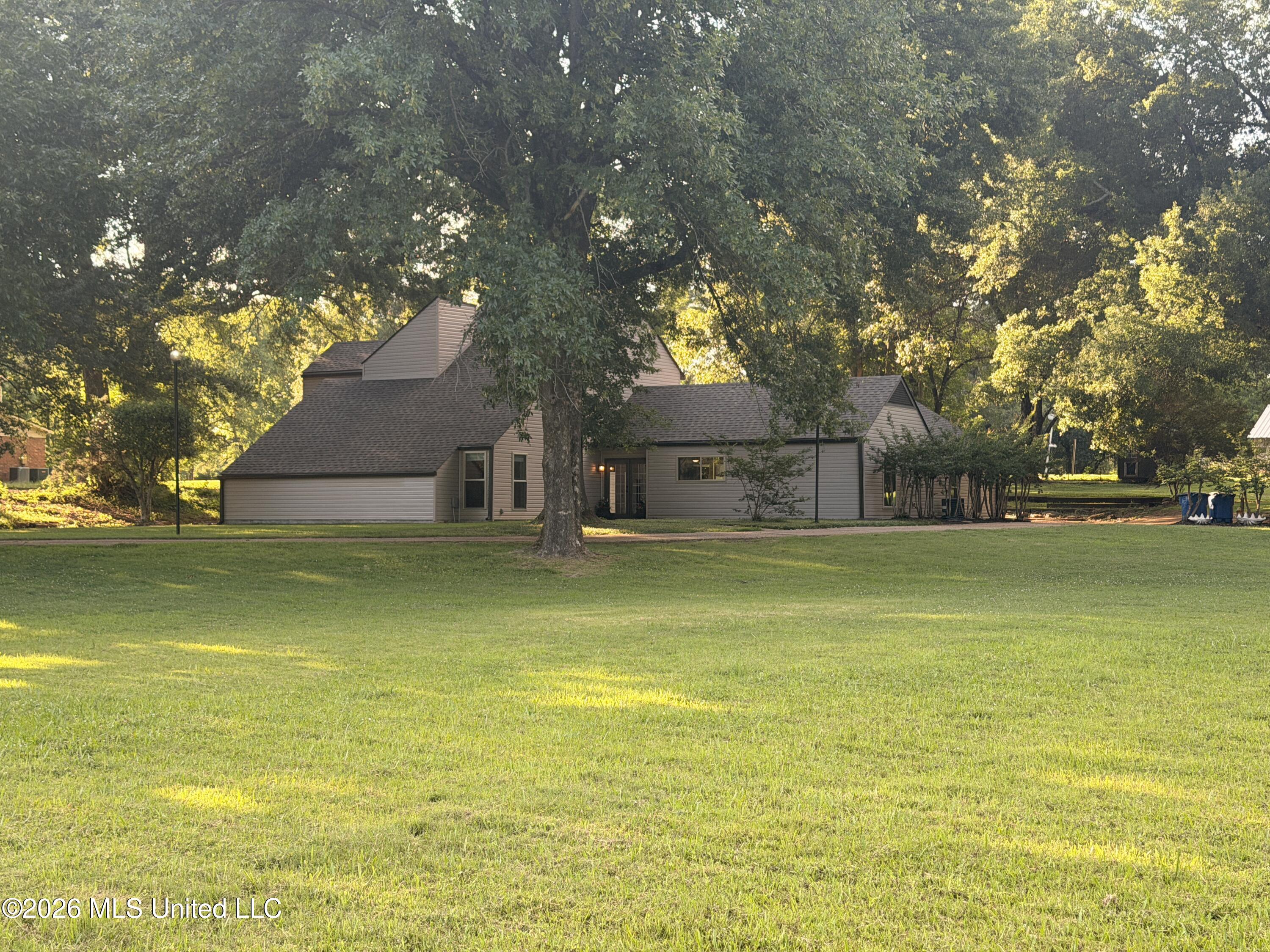 4480 Douglas Drive Property Photo 10