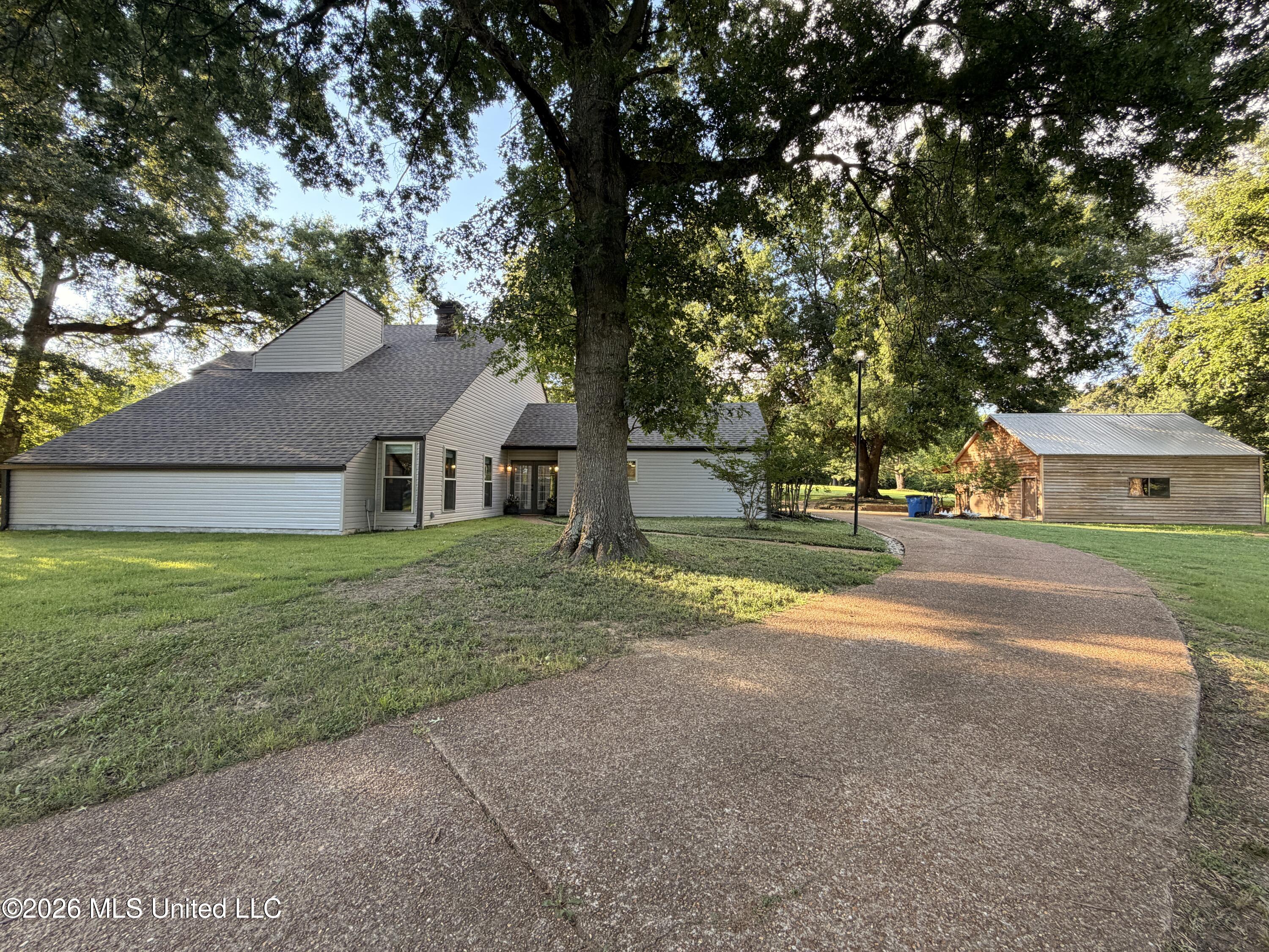 4480 Douglas Drive Property Photo 11