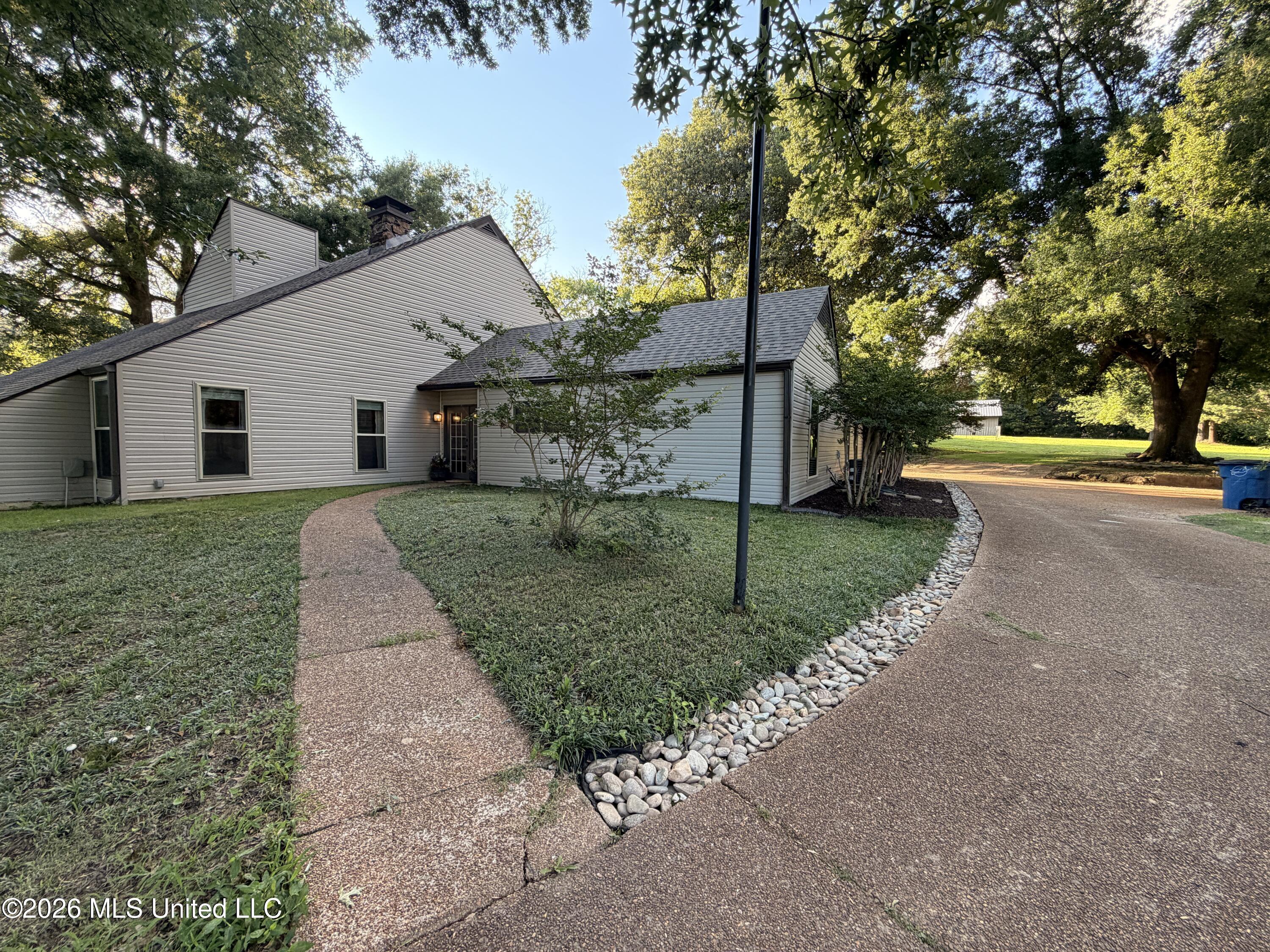 4480 Douglas Drive Property Photo 12