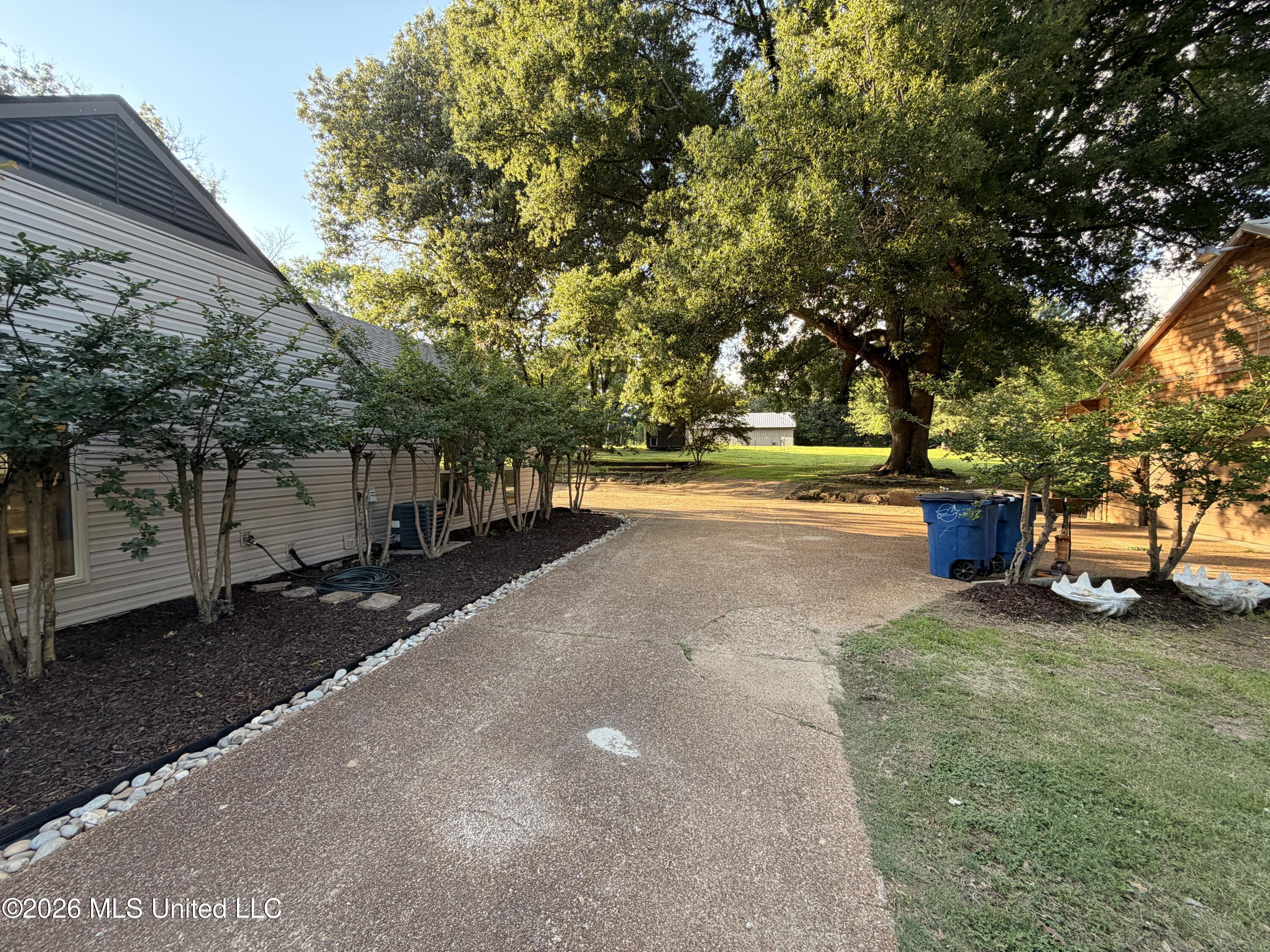4480 Douglas Drive Property Photo 13