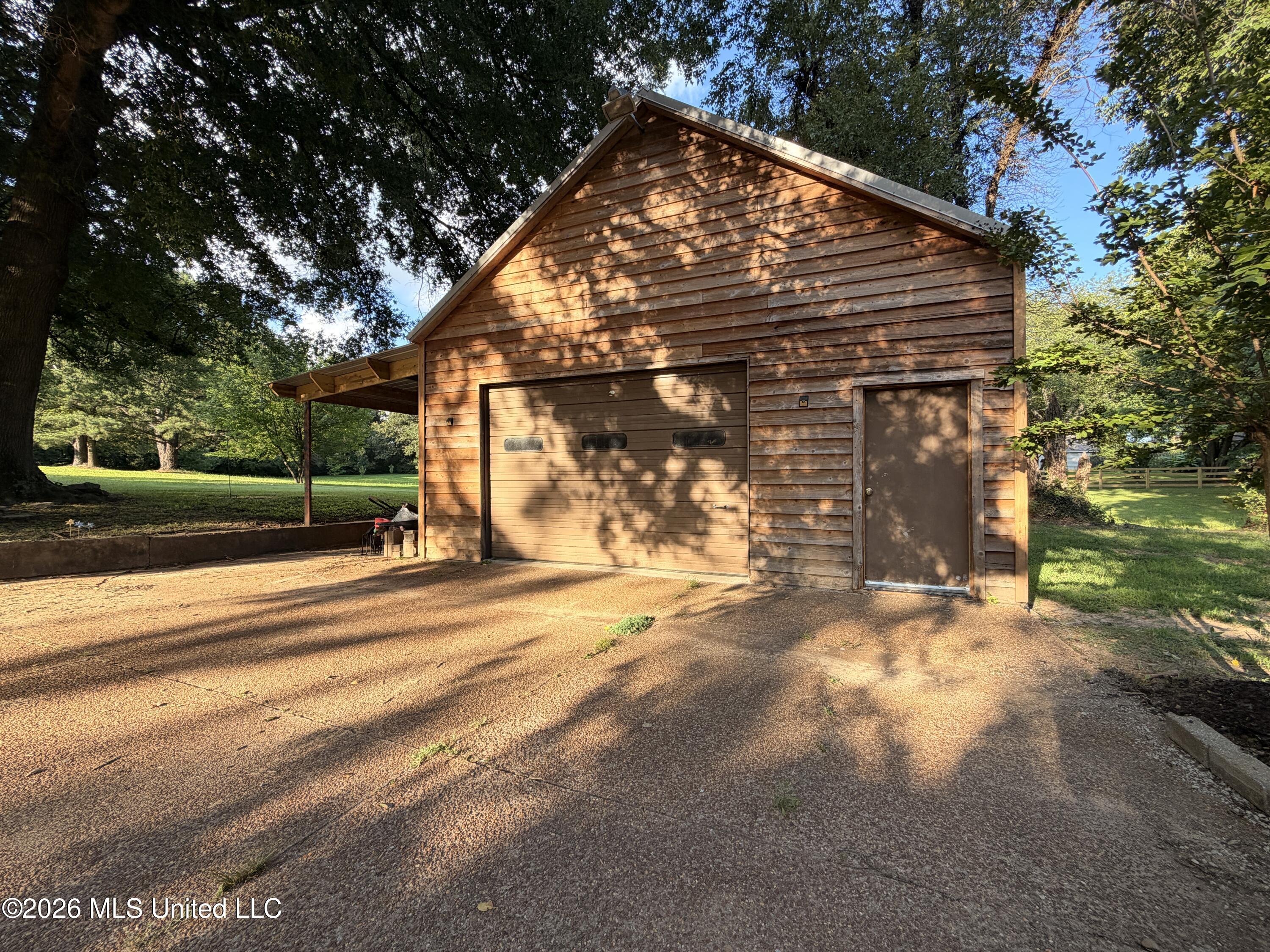4480 Douglas Drive Property Photo 14