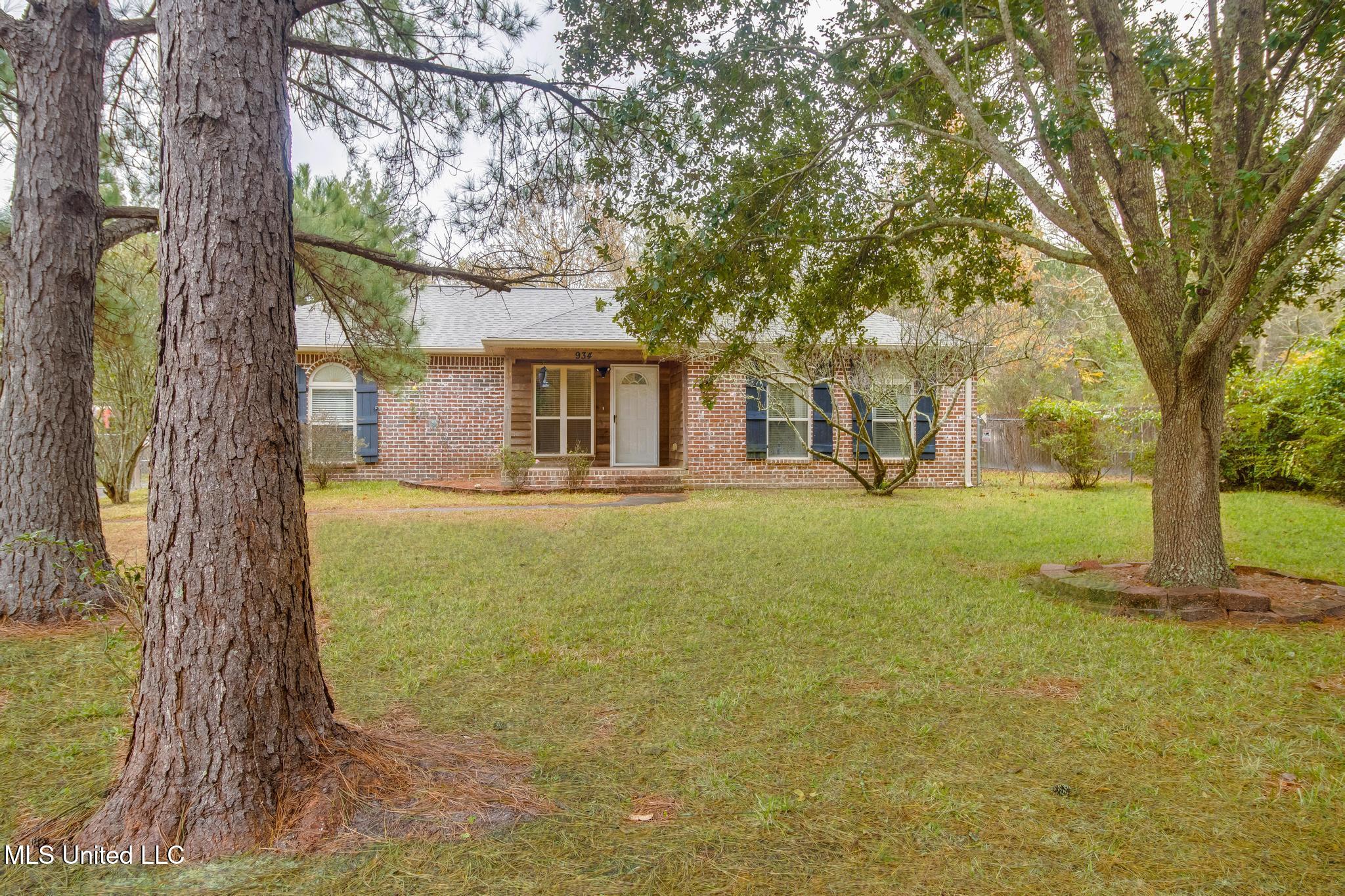 934 Cleveland Avenue Property Photo 3