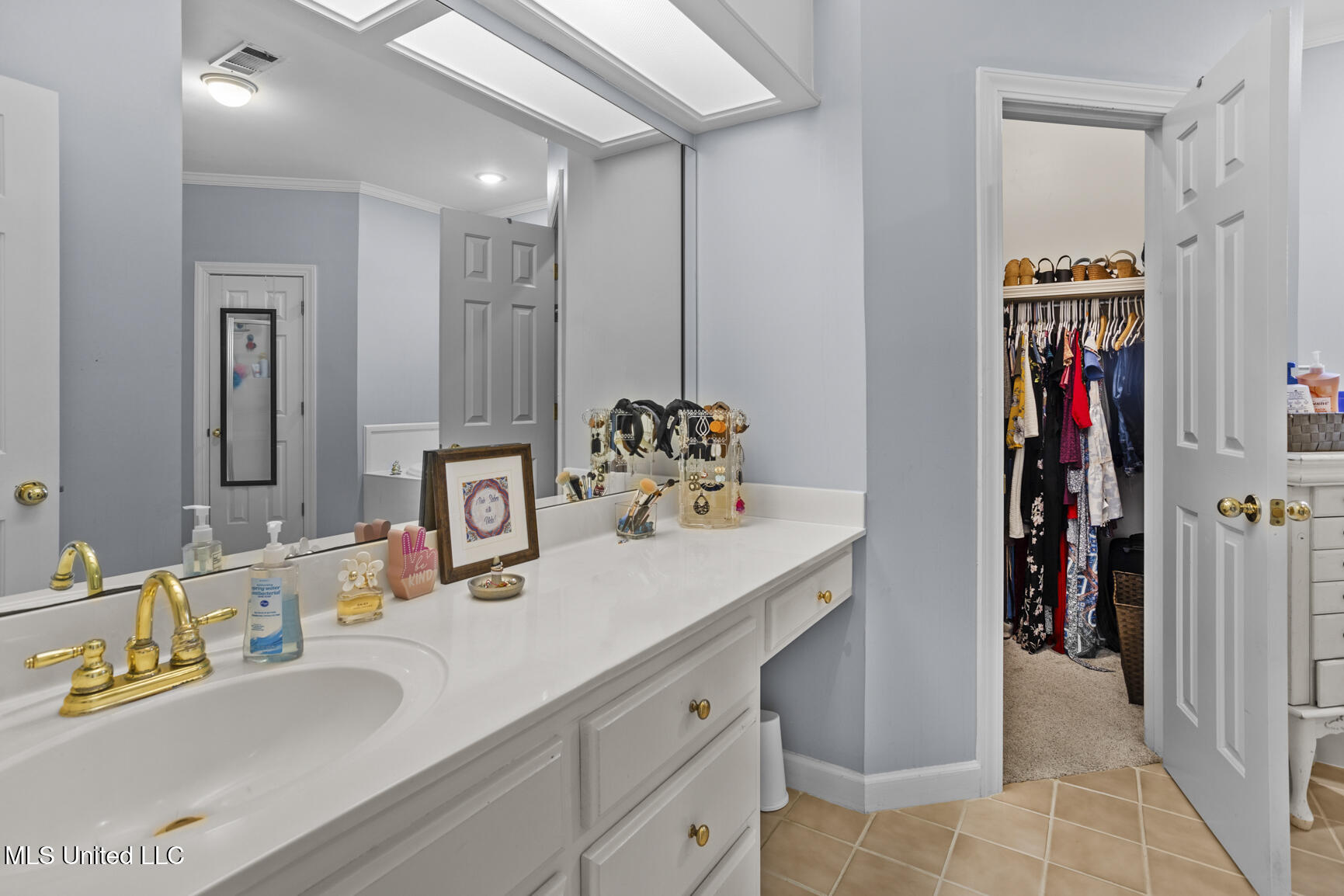 106 Brittany Way Property Photo 14