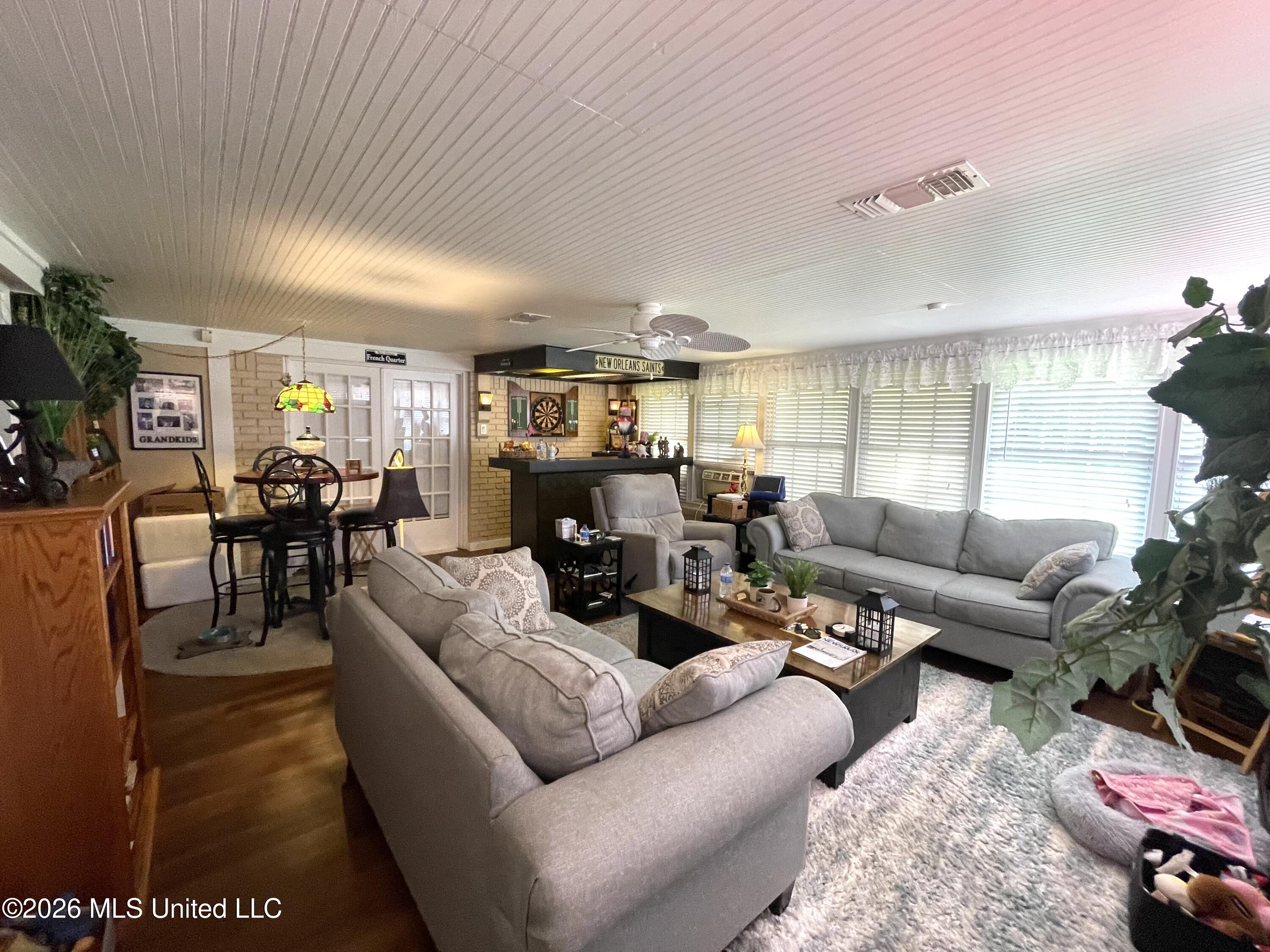 325 Westview Drive Property Photo 10