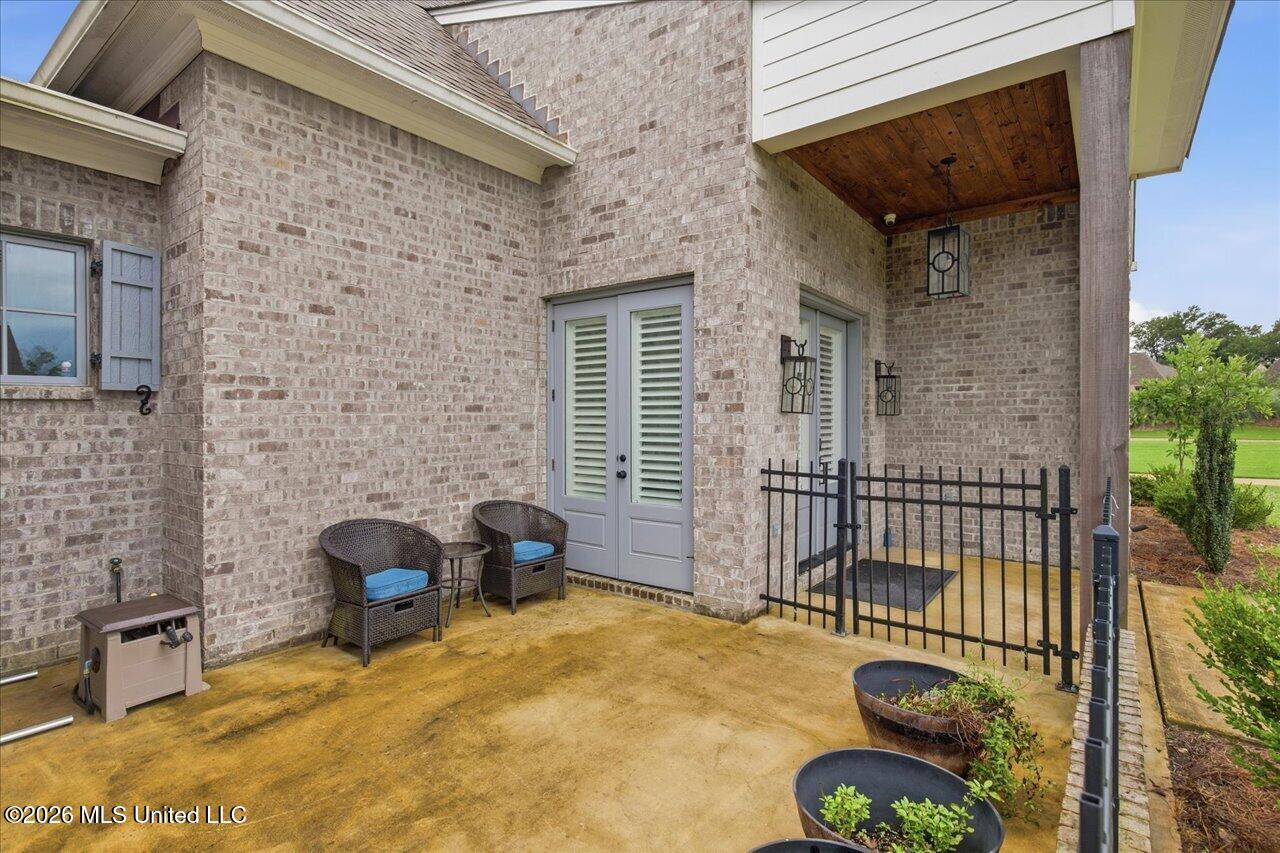 201 Ashworth Circle Property Photo 6