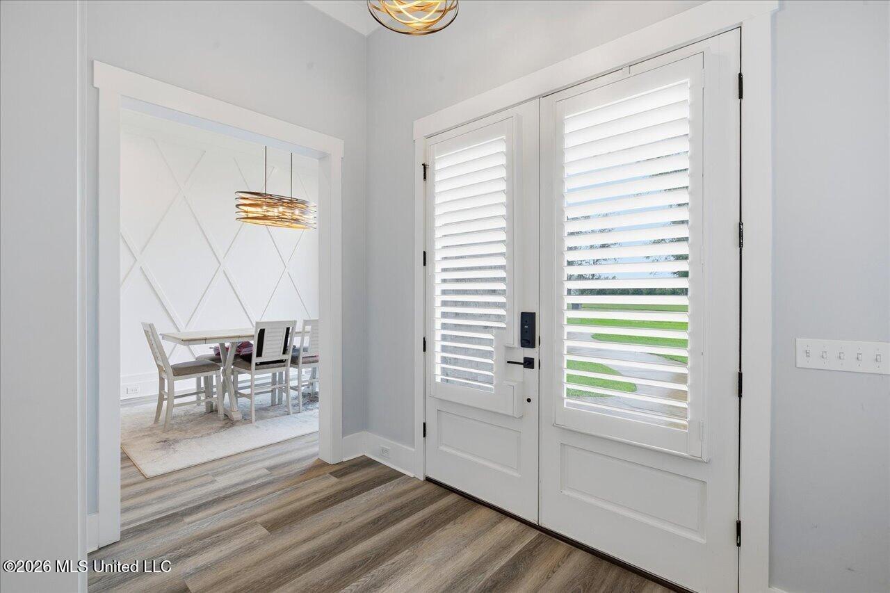 201 Ashworth Circle Property Photo 8