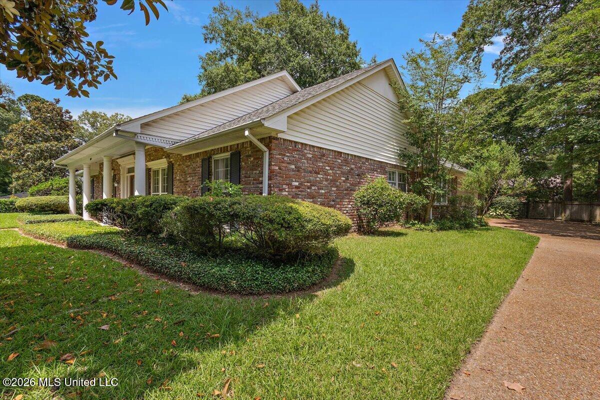 5484 River Thames Place Property Photo 5