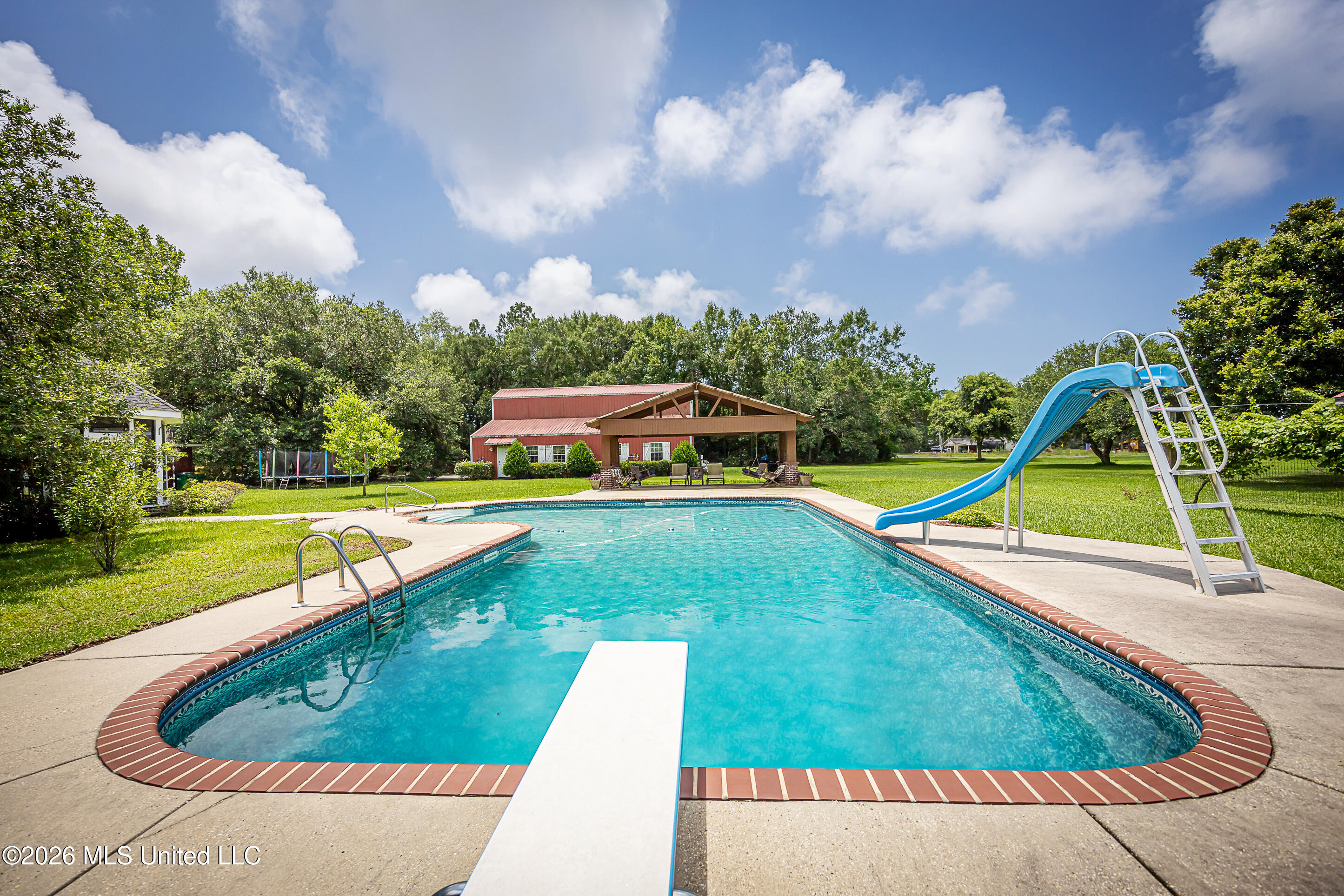 2901 Hamill Farm Road Property Photo 3