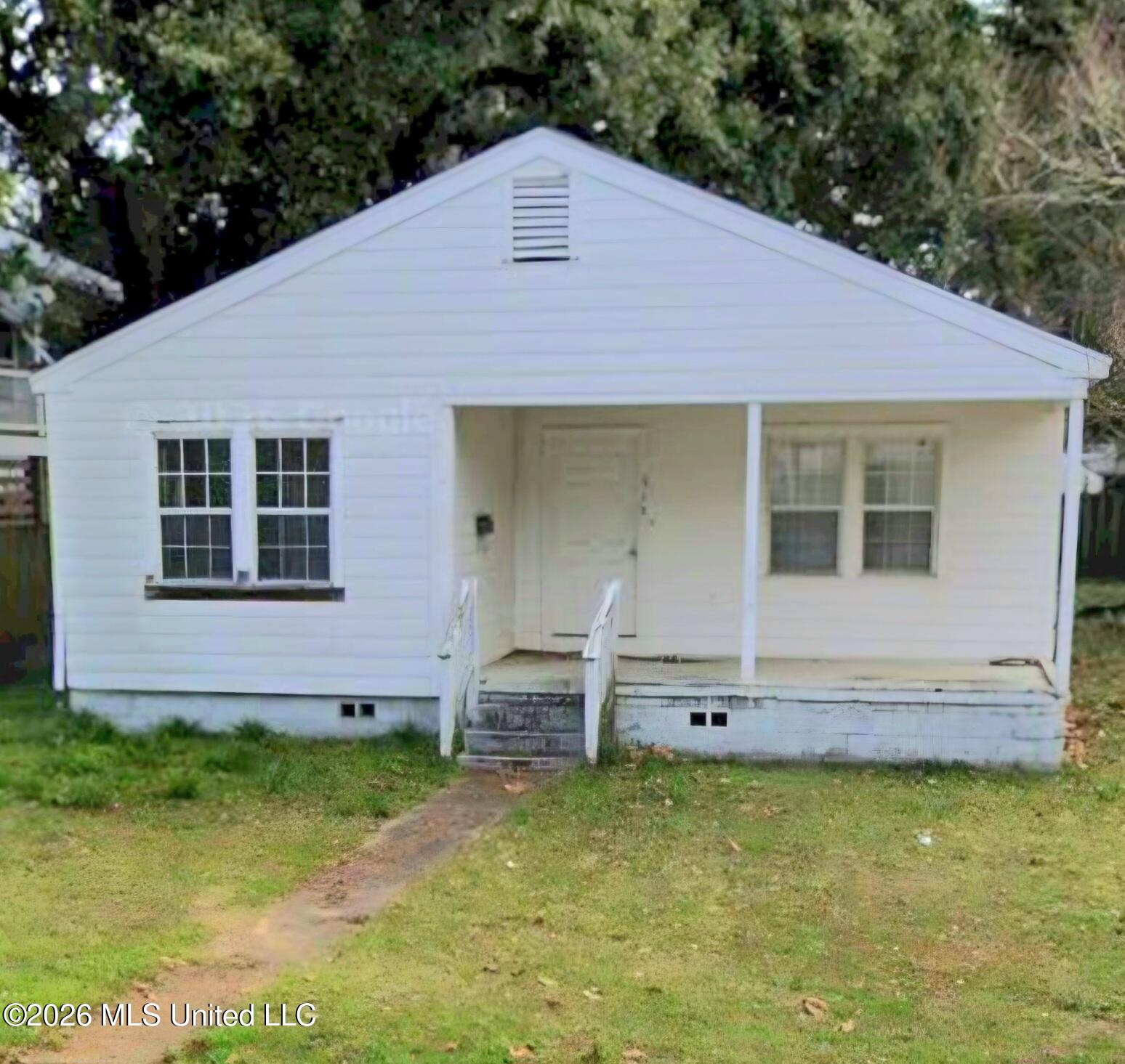 272 Benachi Avenue Property Photo 1