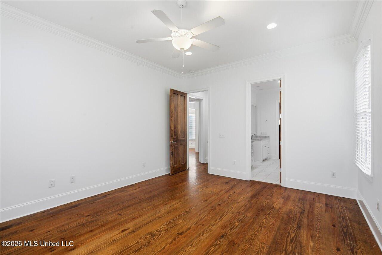 119 Covington Way Property Photo 32