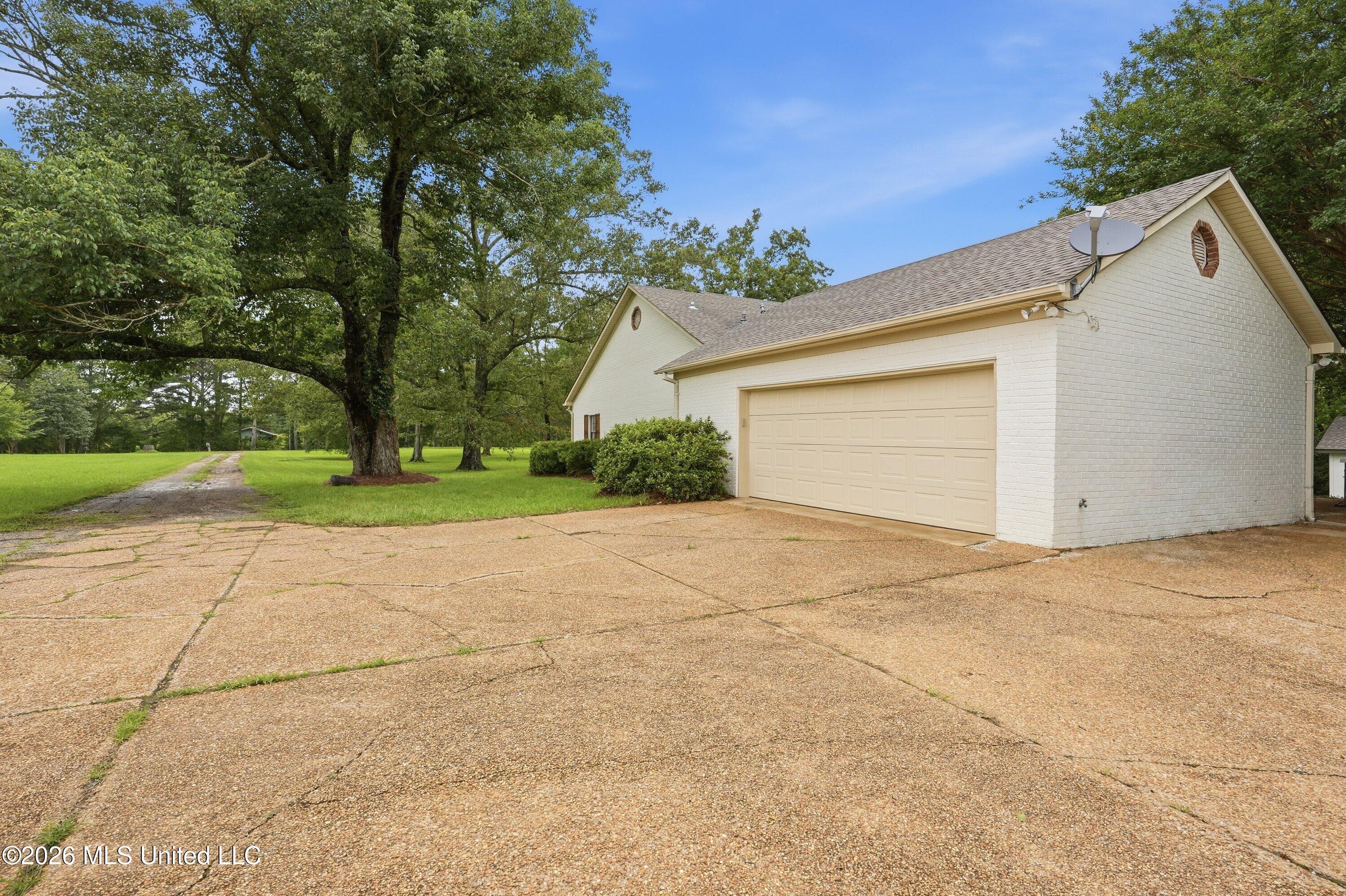 240 Mink Branch Road Property Photo 8