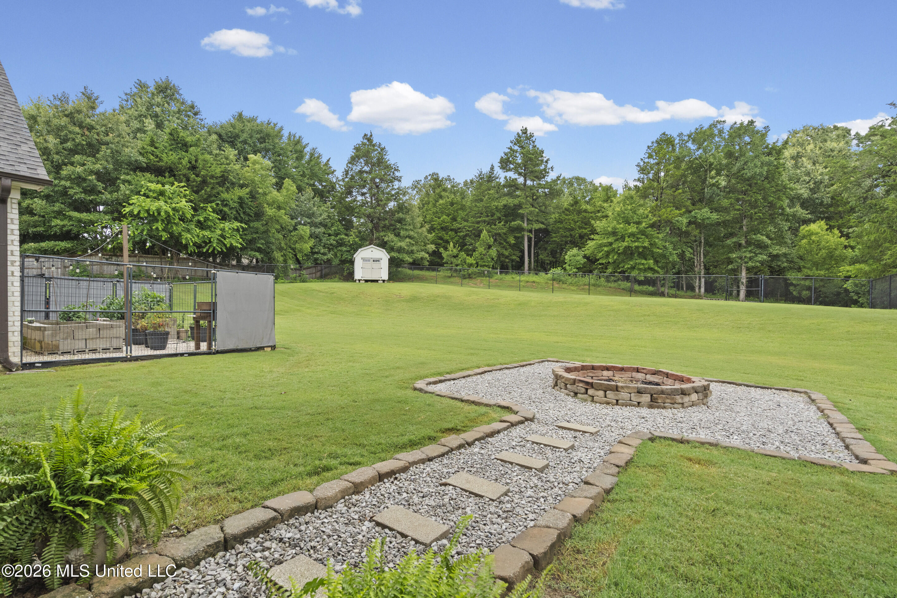 11752 Hidden Acres Drive Property Photo 7