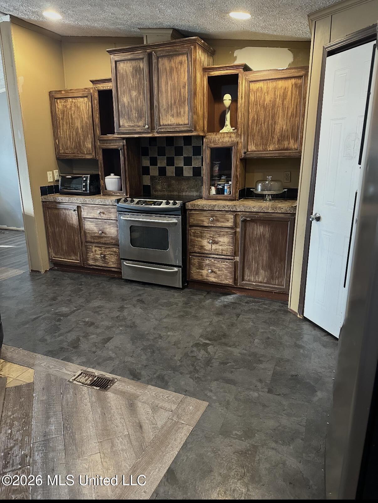 1000 Horse Shoe Circle Property Photo 10