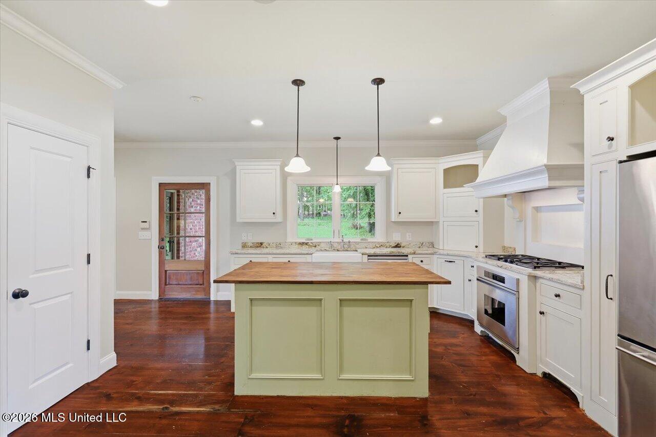 130 Bellemeade Drive Property Photo 13