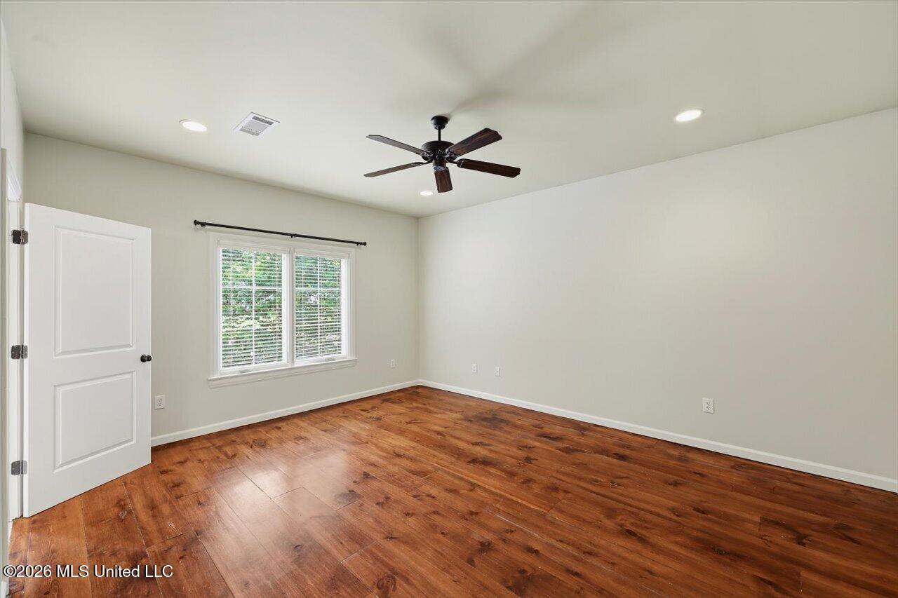 130 Bellemeade Drive Property Photo 34
