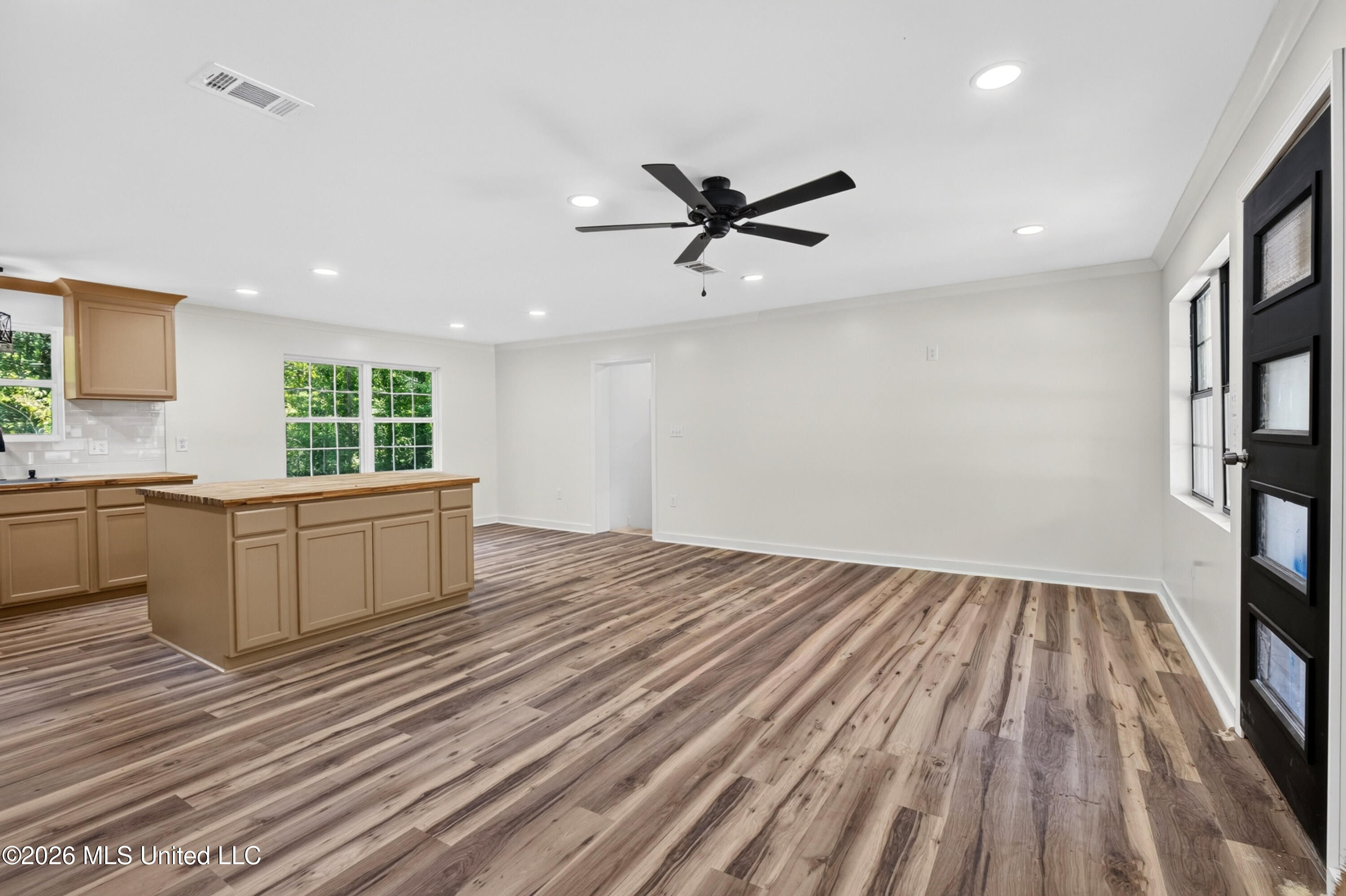 839 Herrin Drive Property Photo 6
