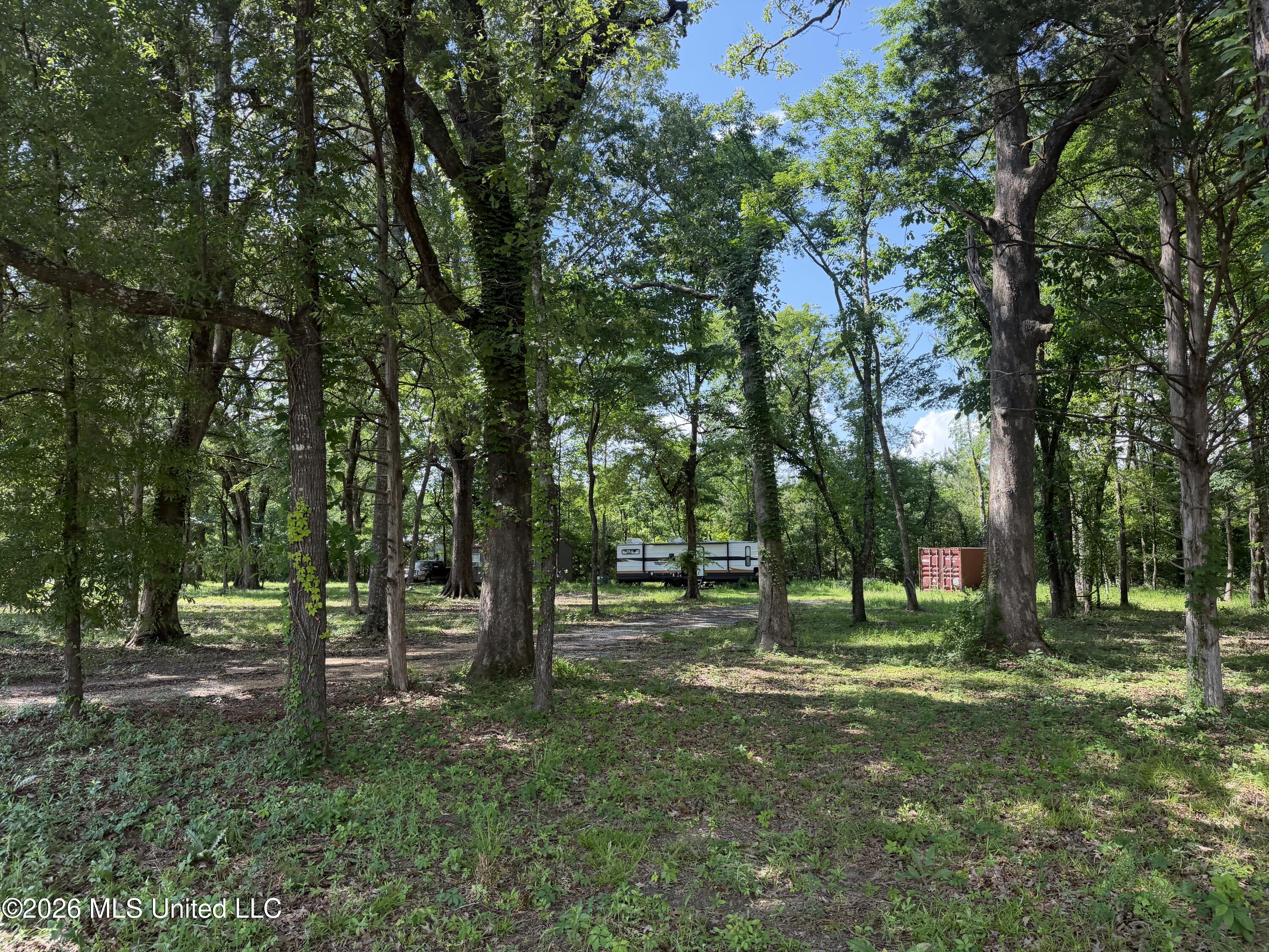 512 Ratliff Ferry Property Photo 4