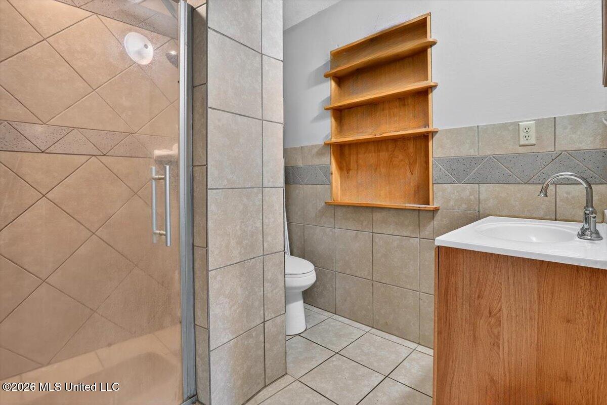 4668 Central Academy Road Property Photo 12