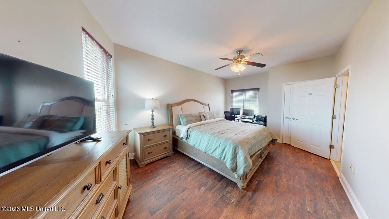 2228 Beach Drive Property Photo 17