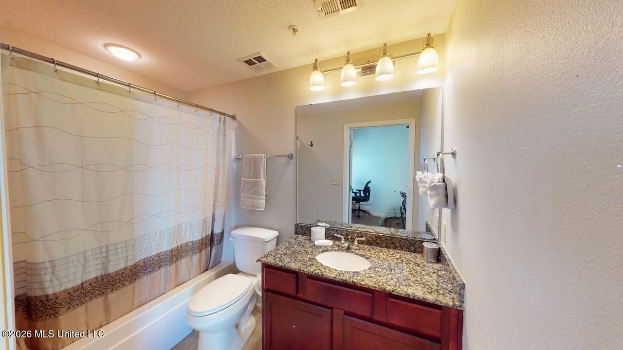 2228 Beach Drive Property Photo 19