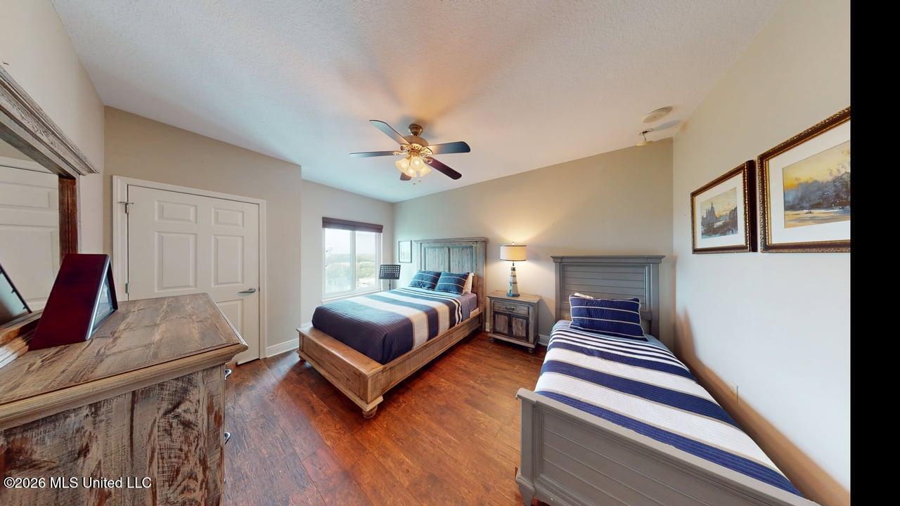 2228 Beach Drive Property Photo 20
