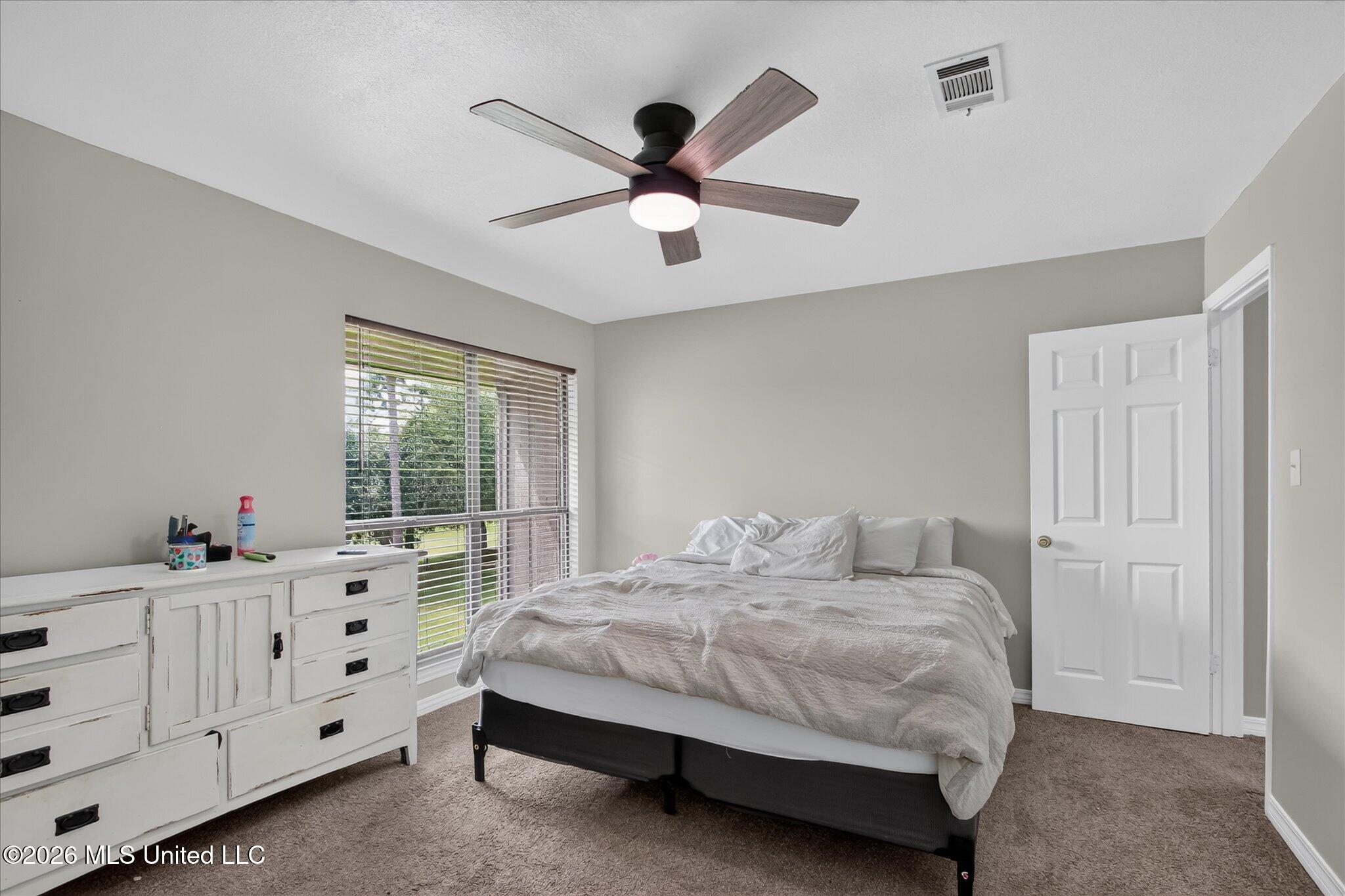 225 Highpoint Drive Property Photo 11