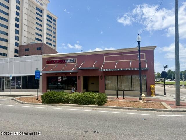 1427 25th Avenue Property Photo 1