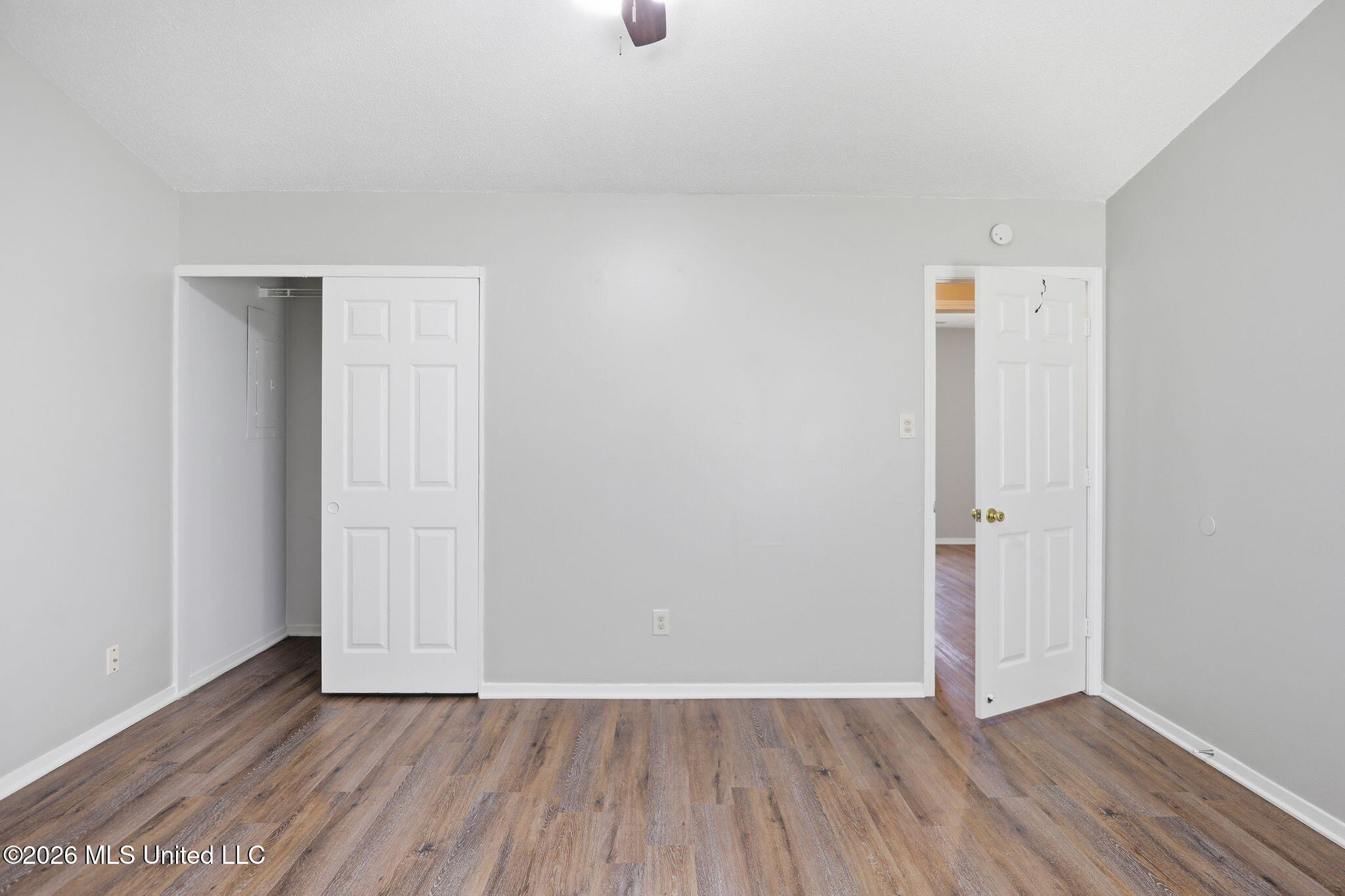 2664 Waverly Drive Property Photo 16