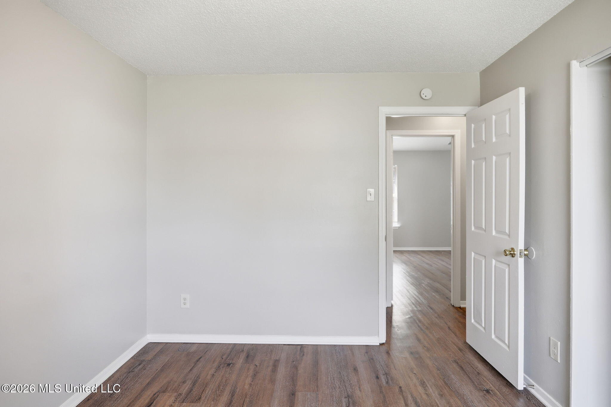 2664 Waverly Drive Property Photo 19