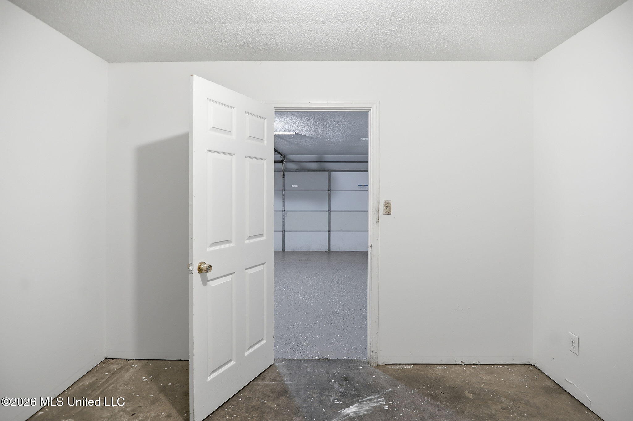 2664 Waverly Drive Property Photo 23
