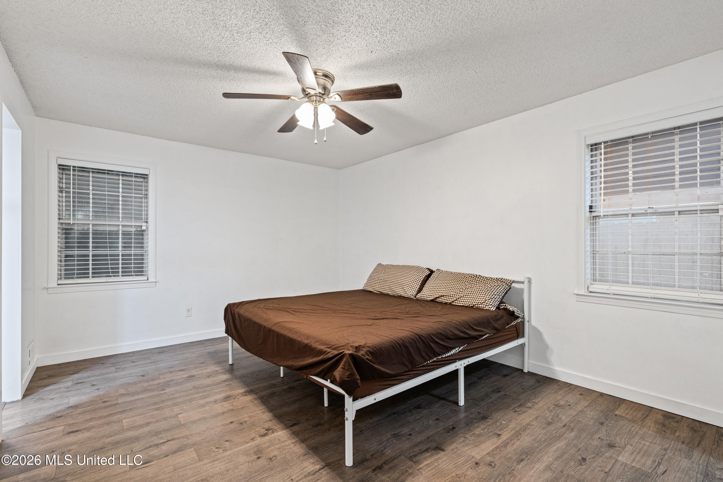 539 N Lake Shore Drive Property Photo 11