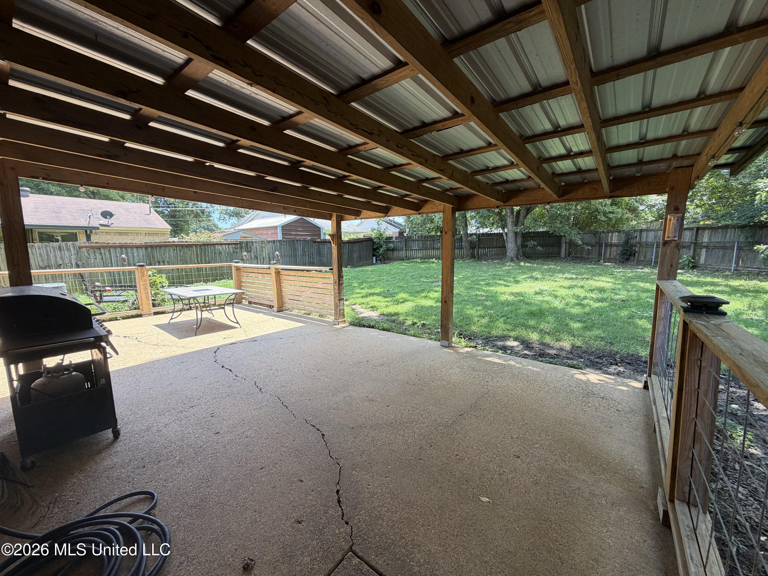 539 N Lake Shore Drive Property Photo 21