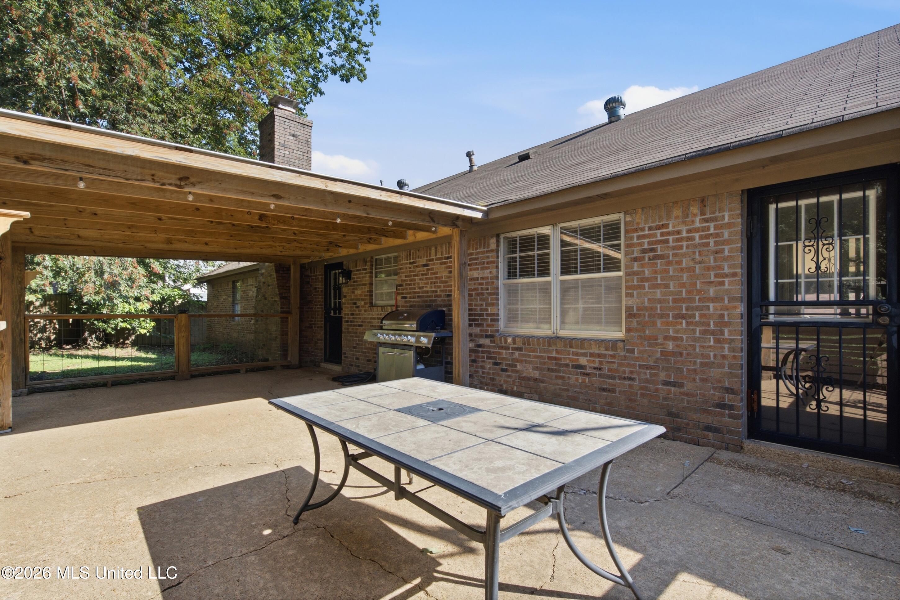 539 N Lake Shore Drive Property Photo 25