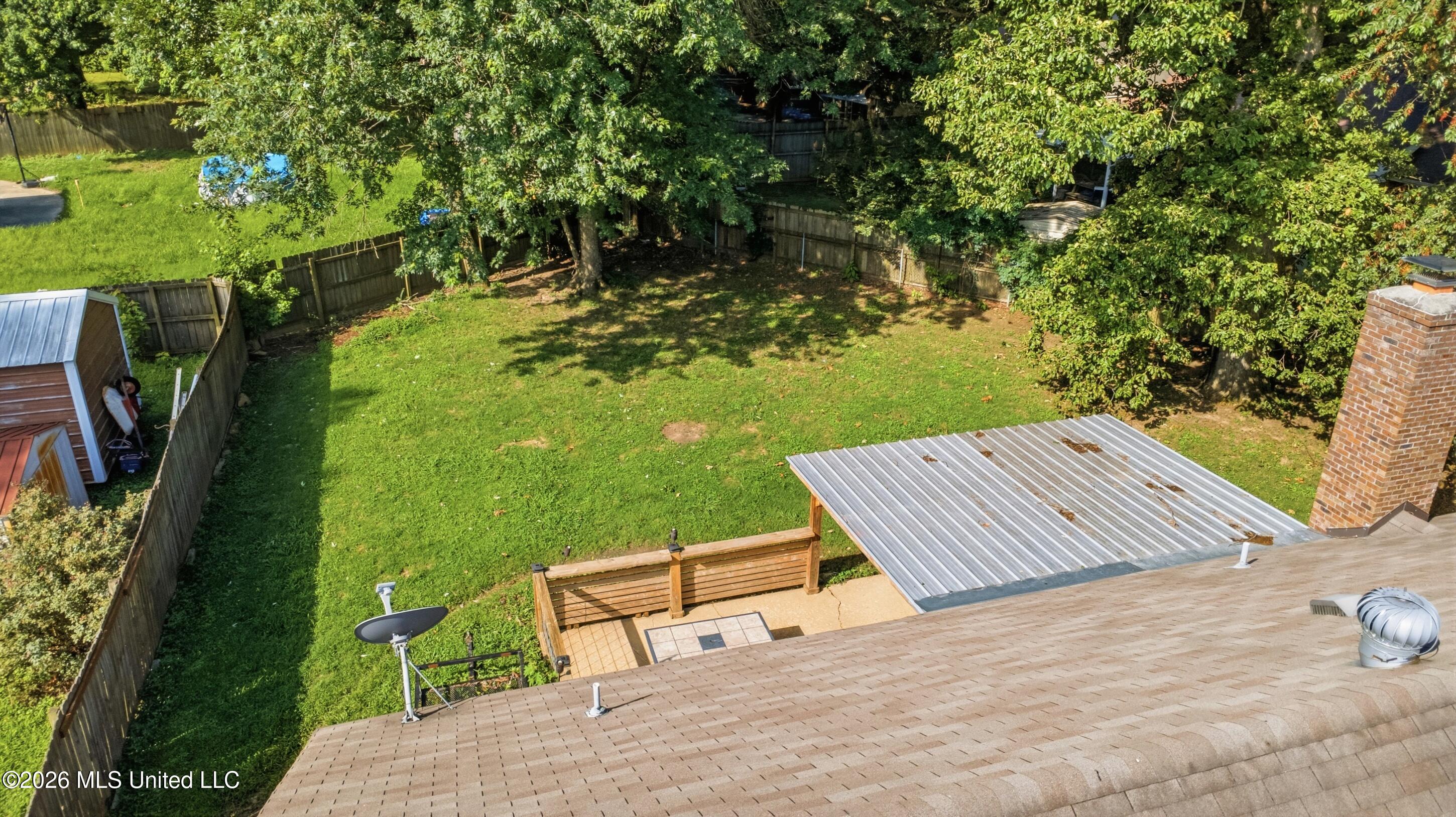 539 N Lake Shore Drive Property Photo 33
