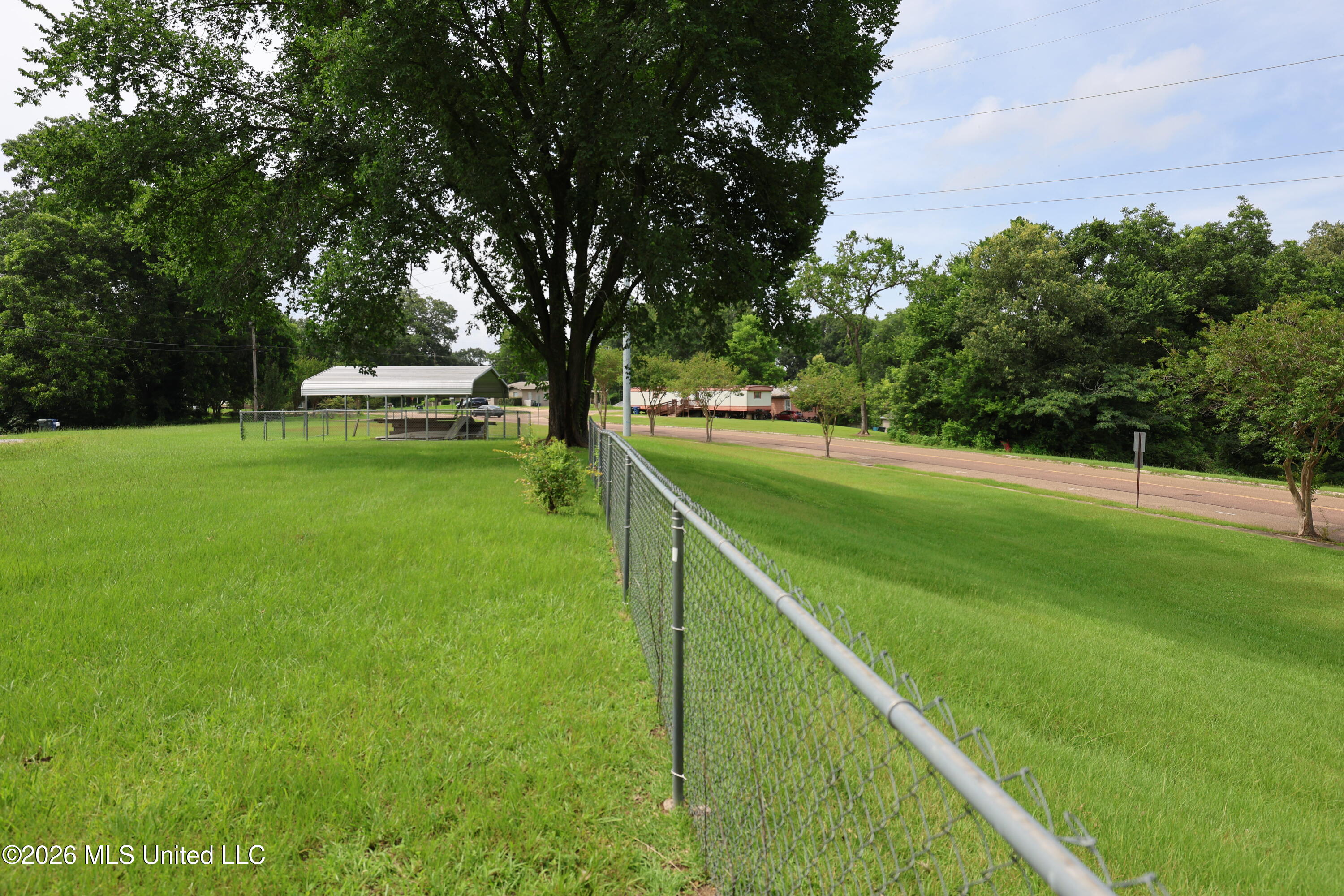 7 Davis Lane Property Photo 3