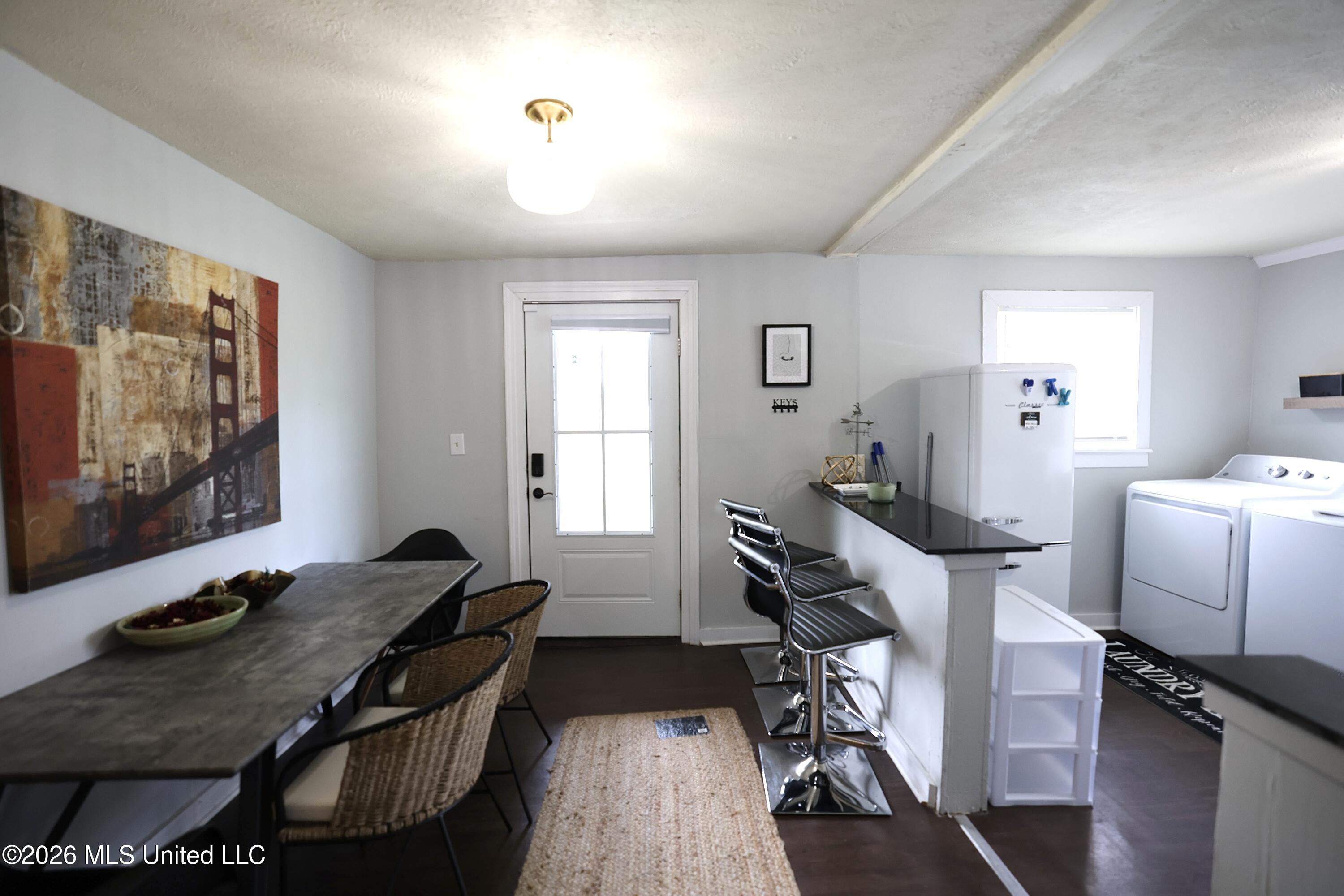 7 Davis Lane Property Photo 11